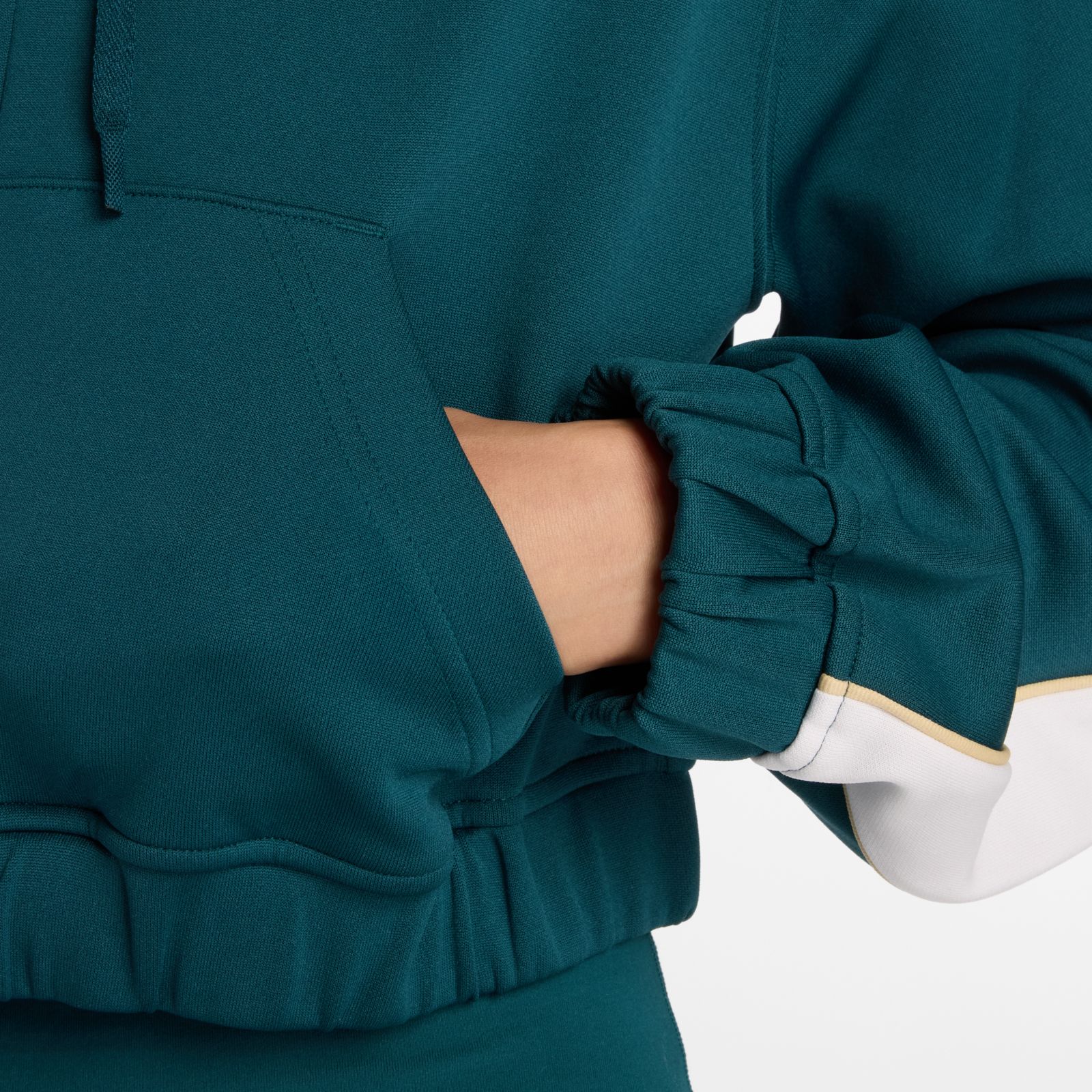 Женские куртки New Balance Interlock Full Zip — фото 5