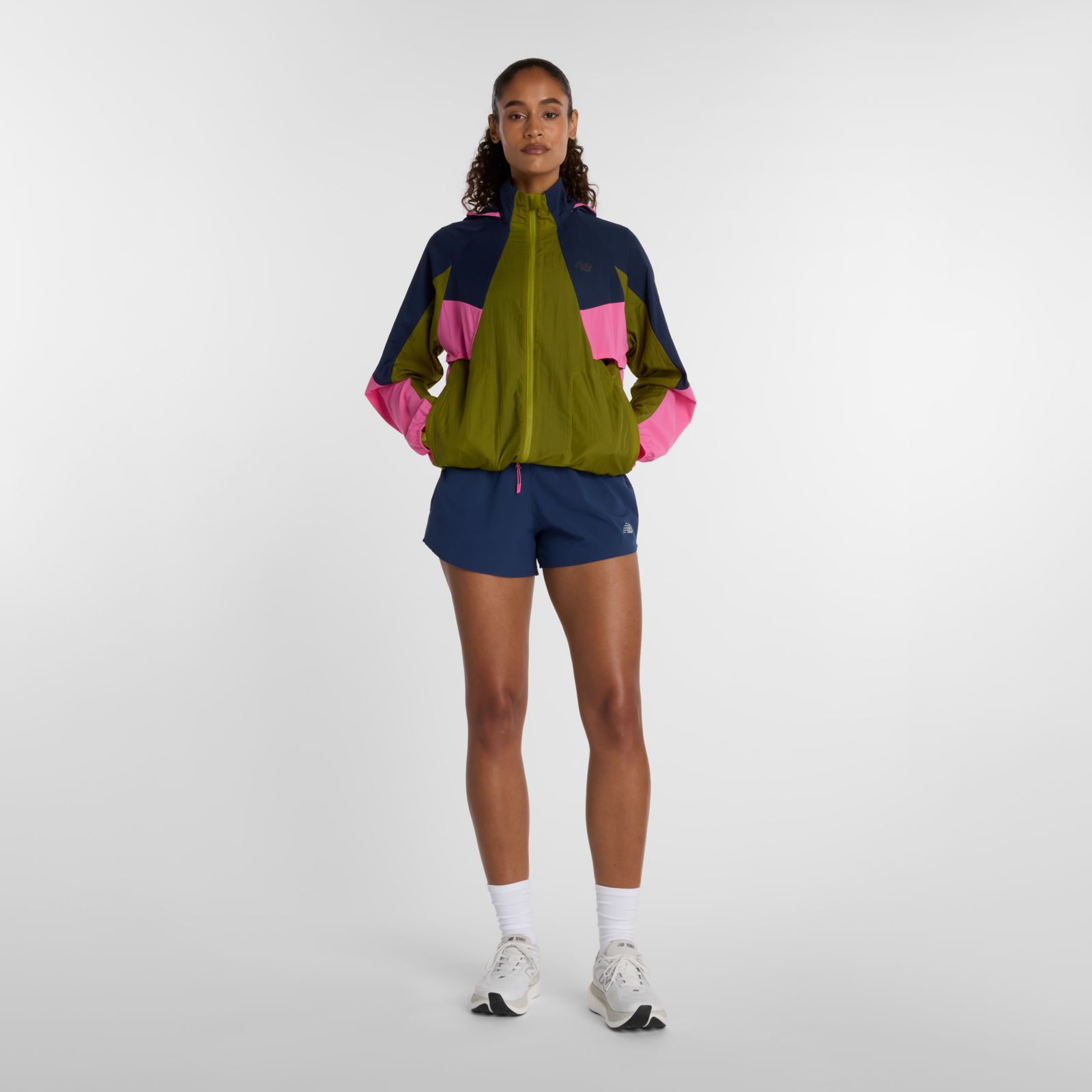 Женские куртки New Balance RC Jacket — фото 2