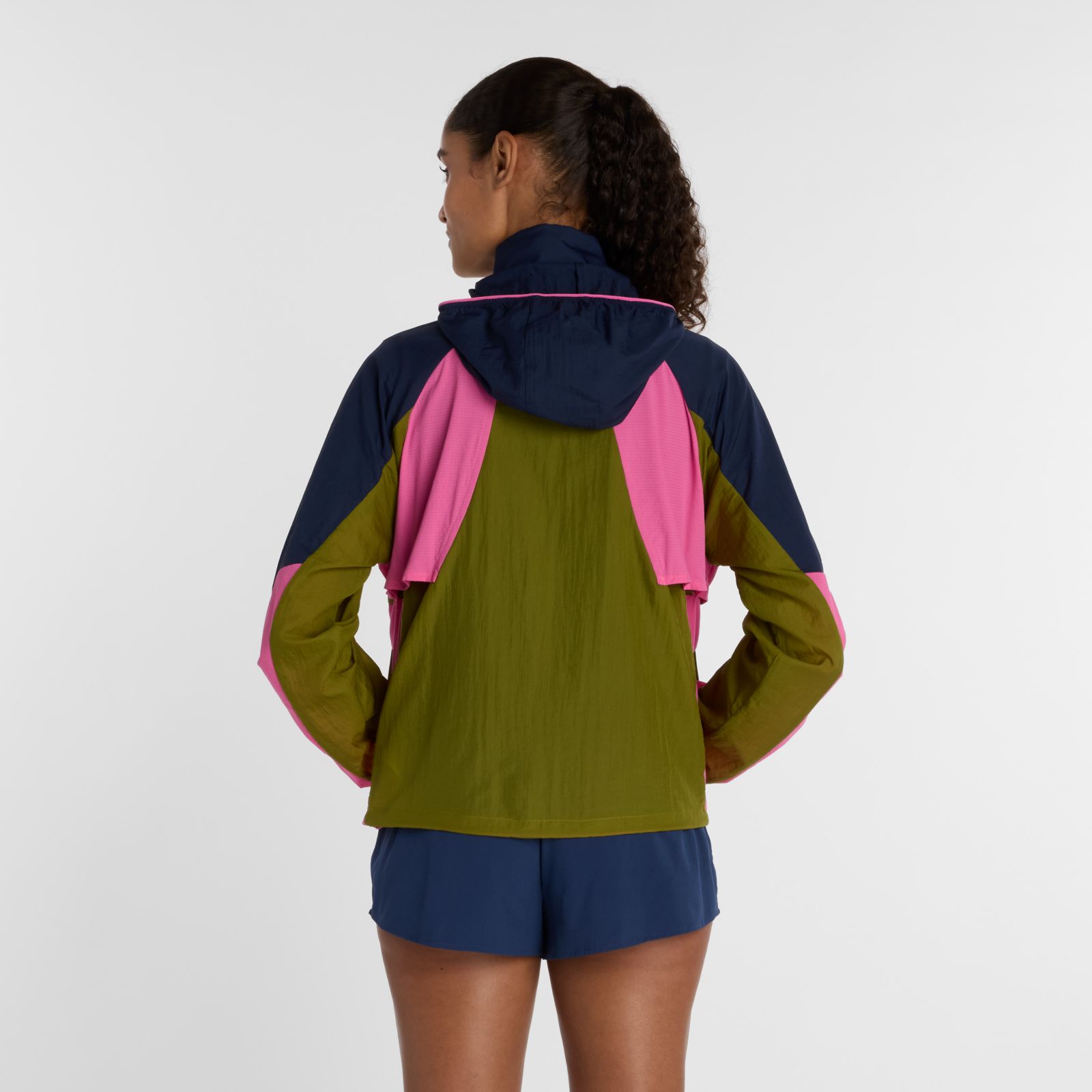 Женские куртки New Balance RC Jacket — фото 4