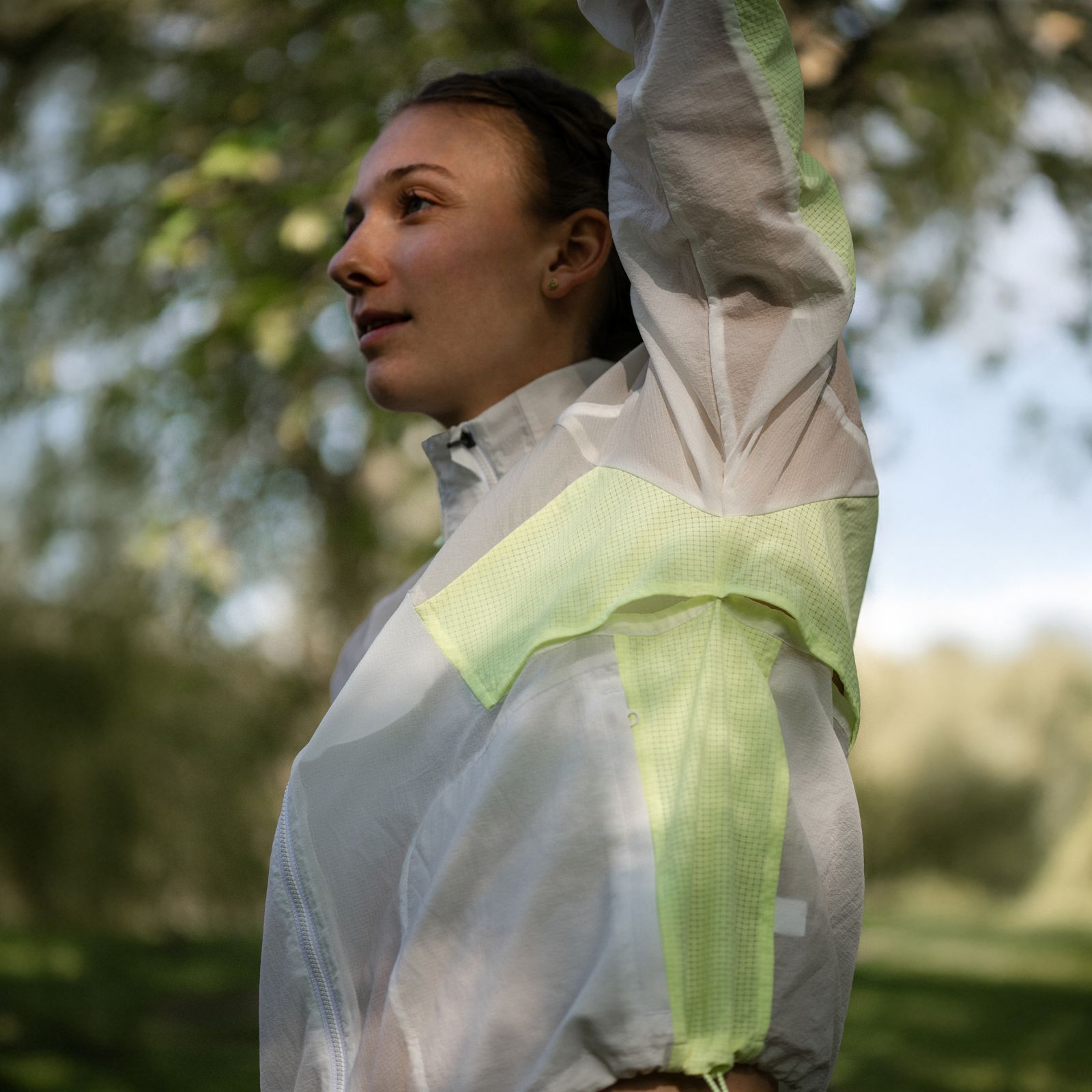 Женские куртки New Balance RC Jacket — фото 2