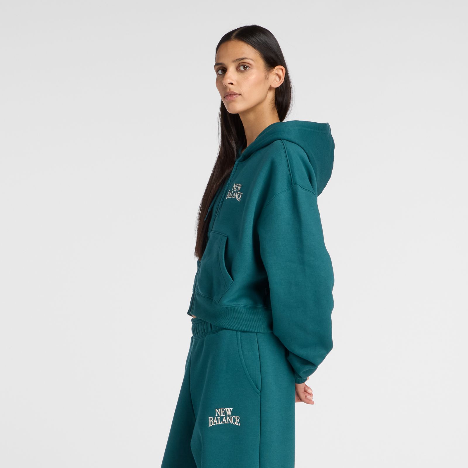 Женские худи New Balance Trackside Fleece Full Zip — фото 4