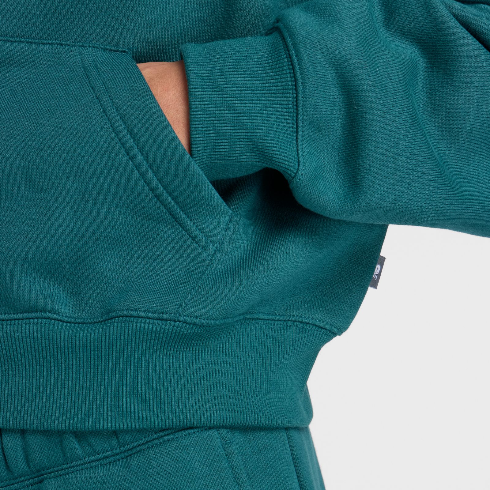 Женские худи New Balance Trackside Fleece Full Zip — фото 5