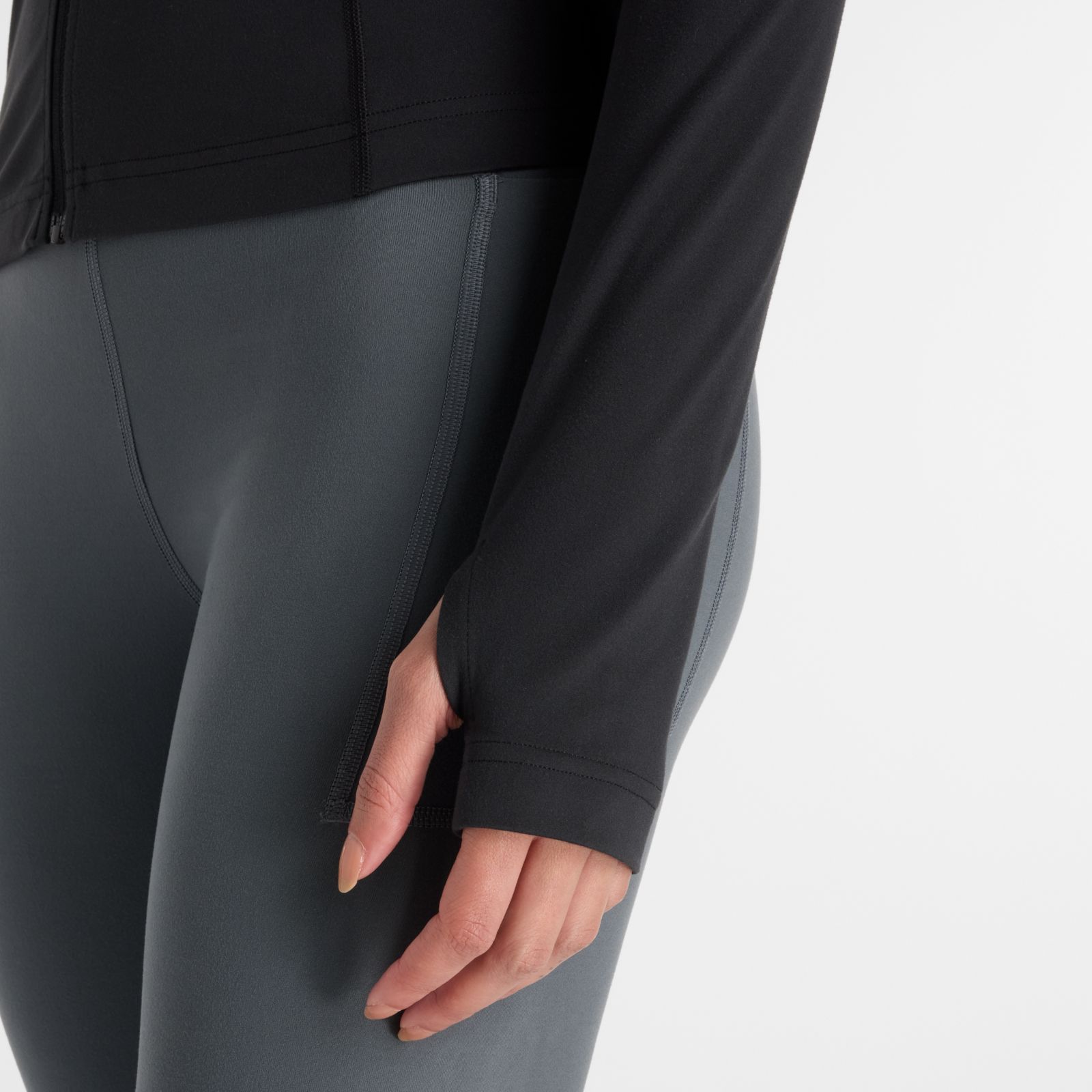 Женские худи New Balance NB Harmony Fitted Full Zip — фото 5