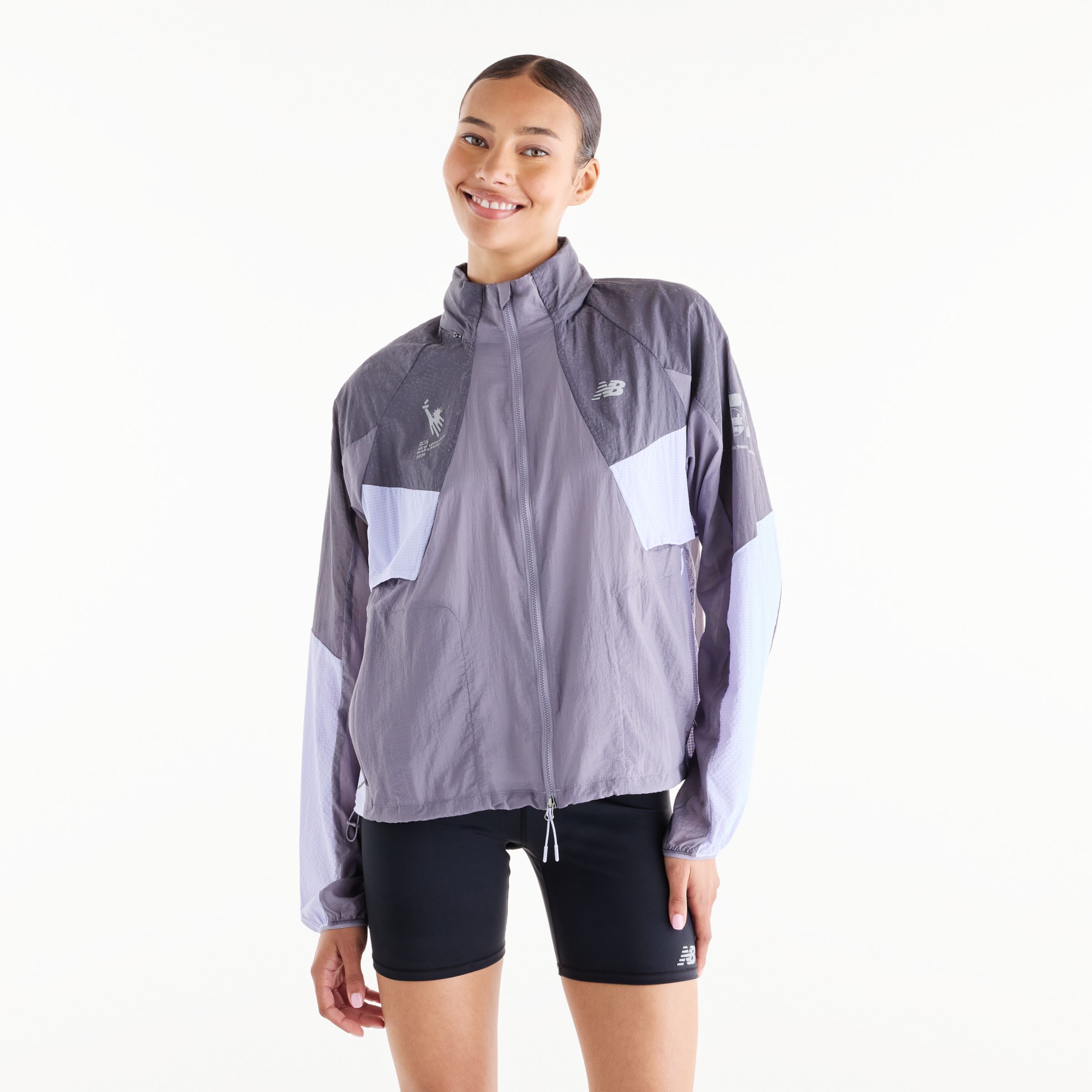 Lola is wearing size S and is 5'8"/172.72cm. Chest: 31.5"/80.01cm, Waist: 25.5"/64.77cm, Hips: 36"/91.44cm