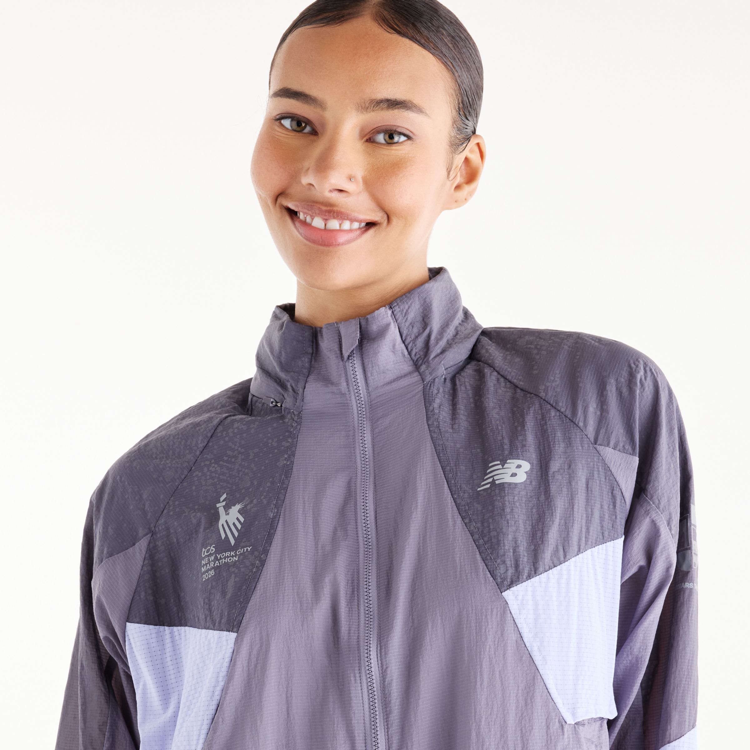 Lola is wearing size S and is 5'8"/172.72cm. Chest: 31.5"/80.01cm, Waist: 25.5"/64.77cm, Hips: 36"/91.44cm