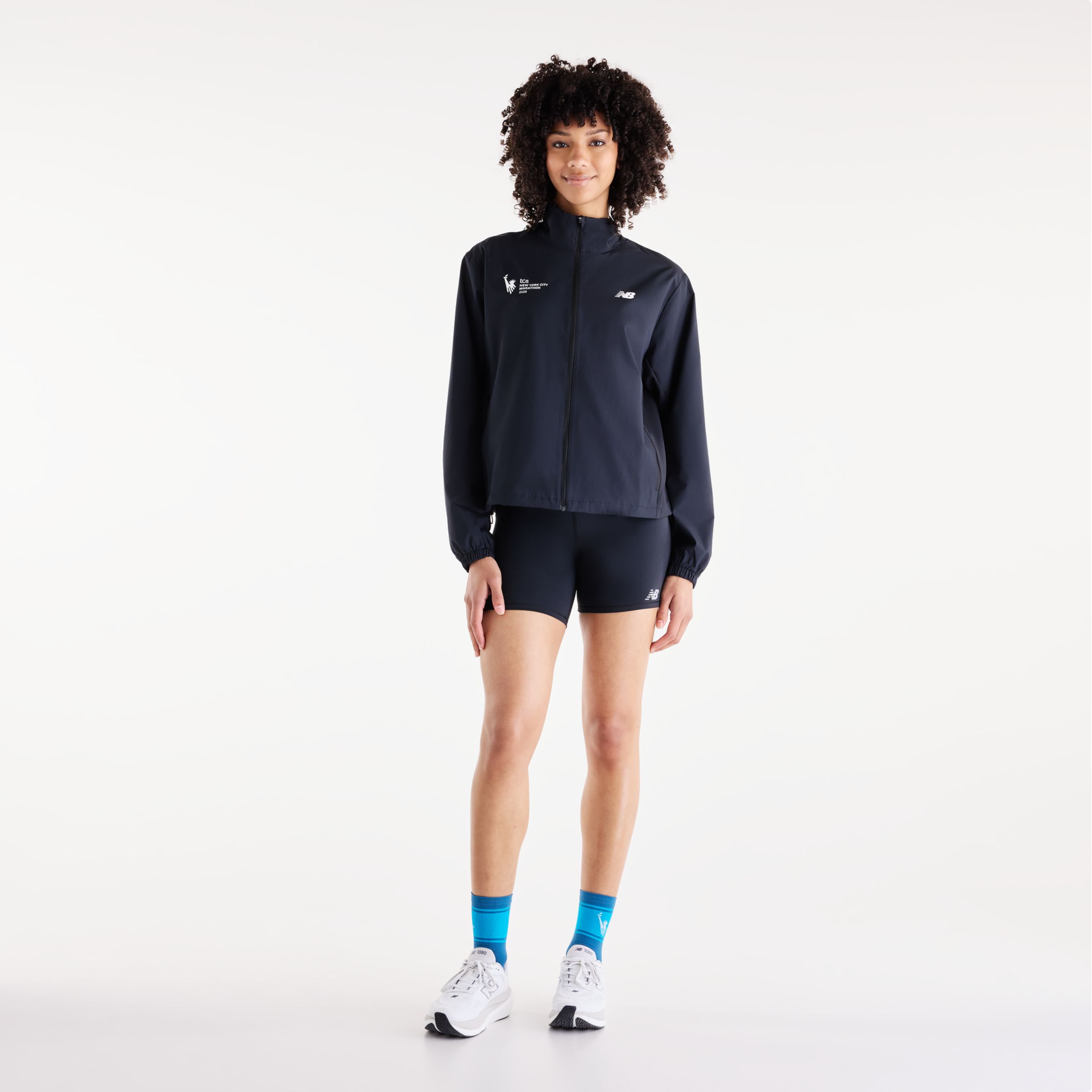 Payton is wearing size S and is 31"/45cm. Chest: 31" / 79 cm, Waist: 24.5" / 62 cm, Hips: 37" / 94 cm