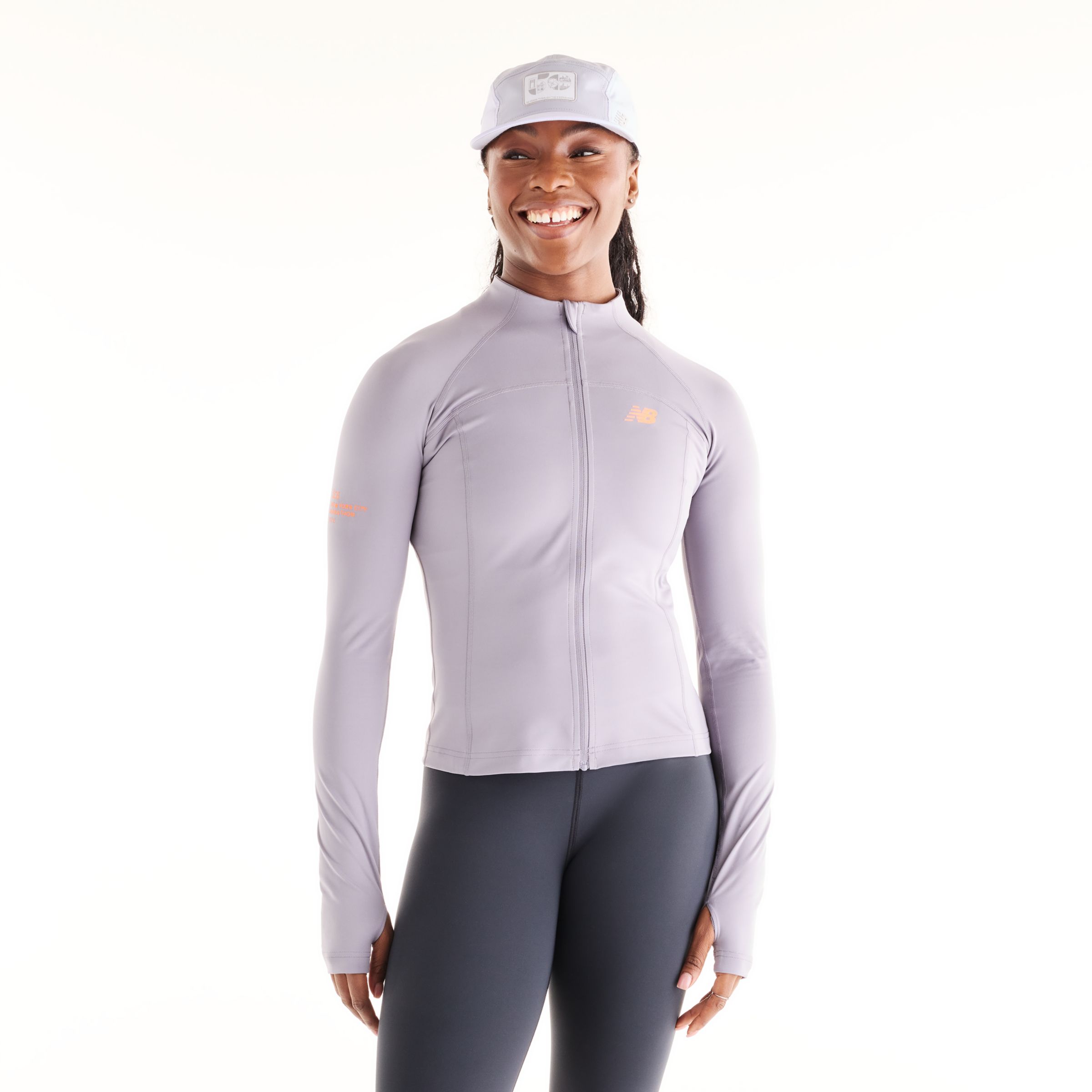Isio-Maya is wearing size S and is 5'8"/172.72cm. Chest: 34"/86.36cm, Waist: 27.5"/69.85cm, Hips: 39"/99.06cm