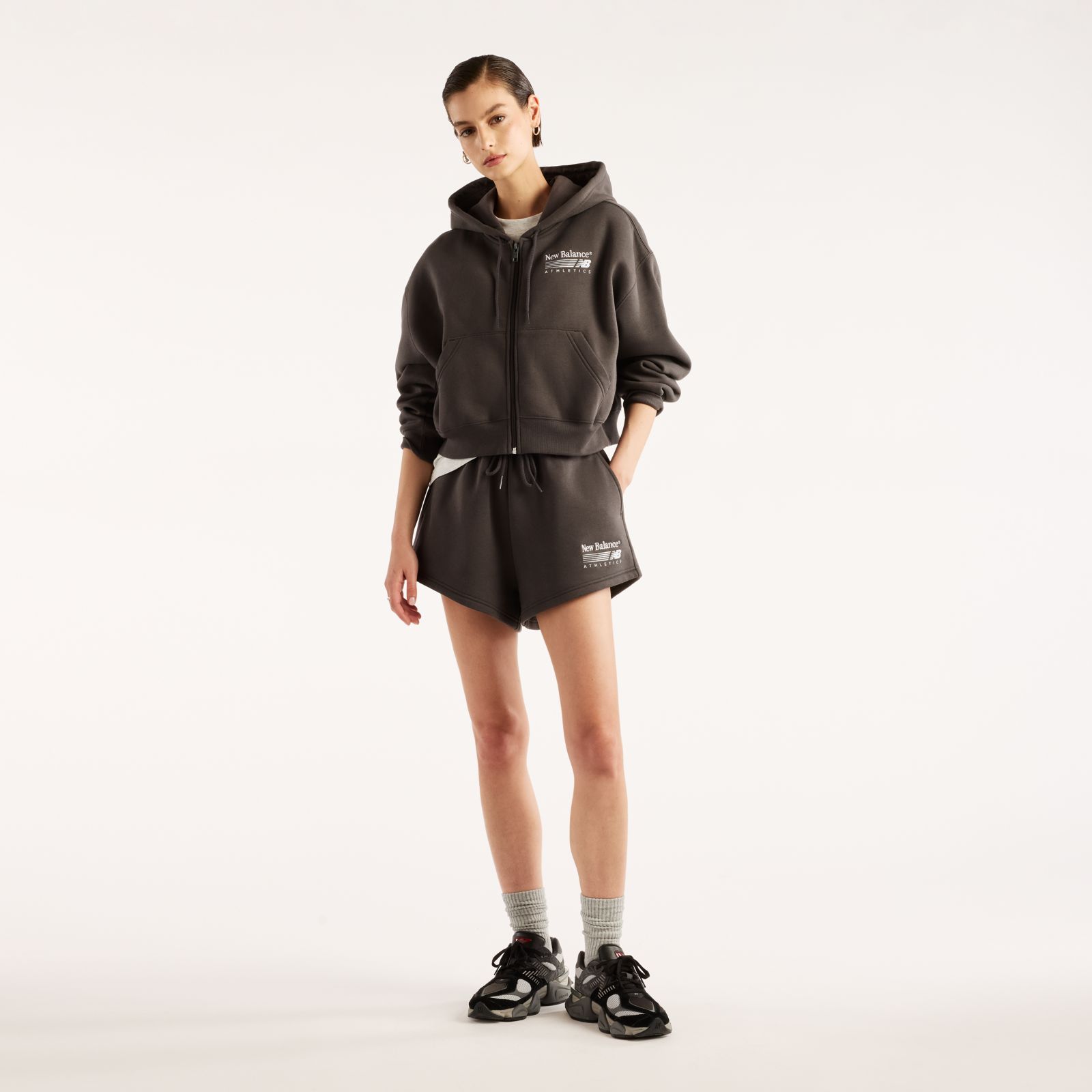 Женские худи New Balance Trackside Fleece Full Zip — фото 2