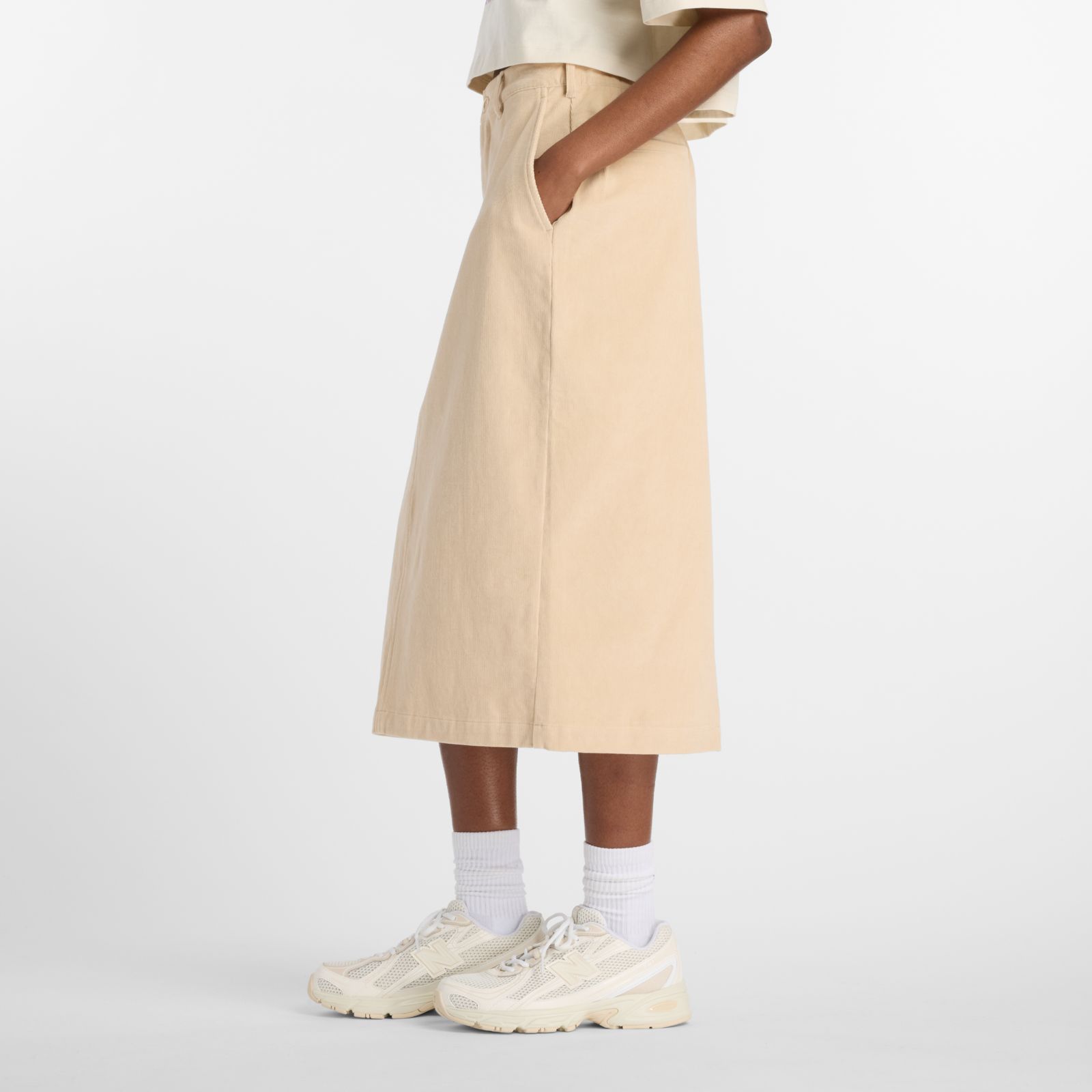 Женские юбки New Balance Stretch Corduroy Midi Skirt — фото 5