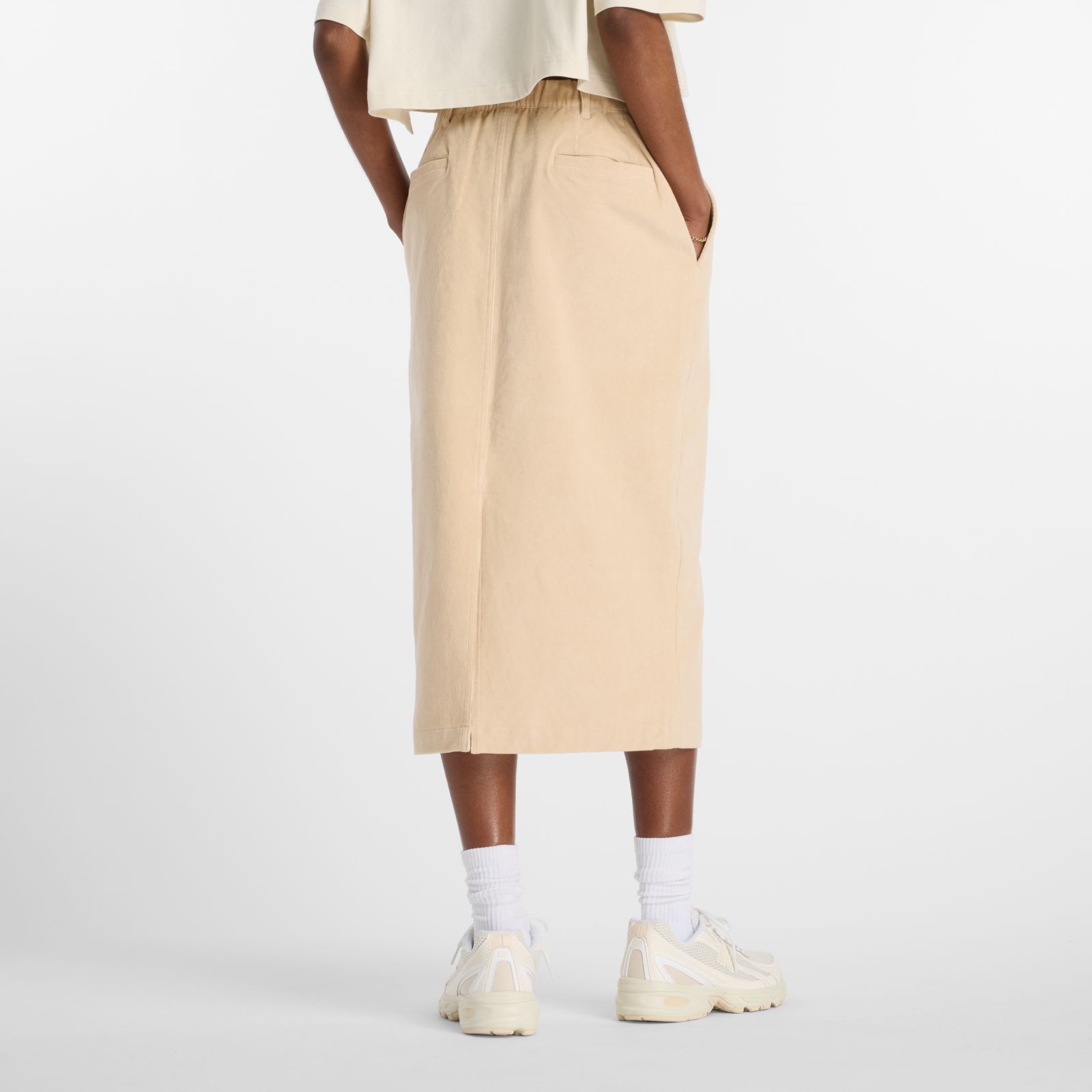 Женские юбки New Balance Stretch Corduroy Midi Skirt — фото 4