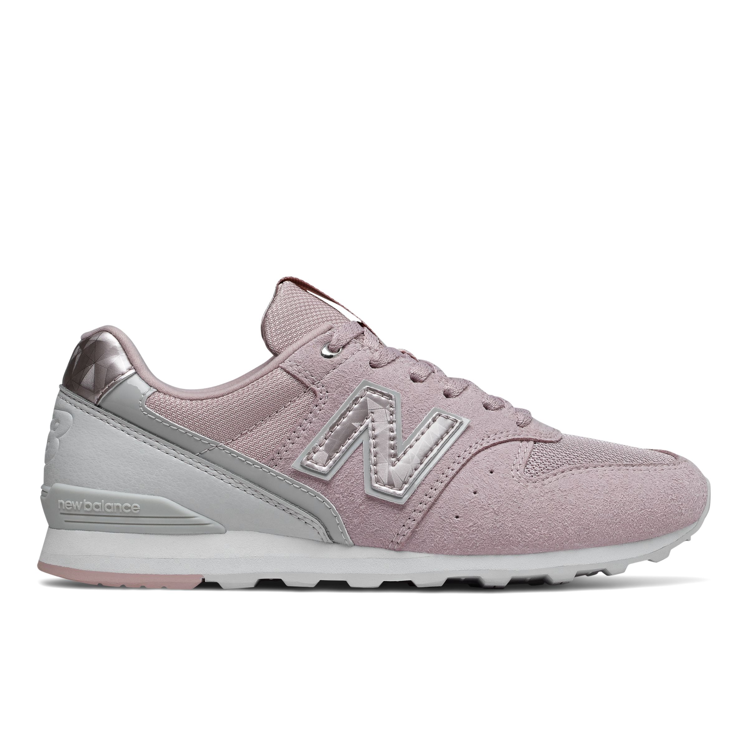 new balance casual shoes womens