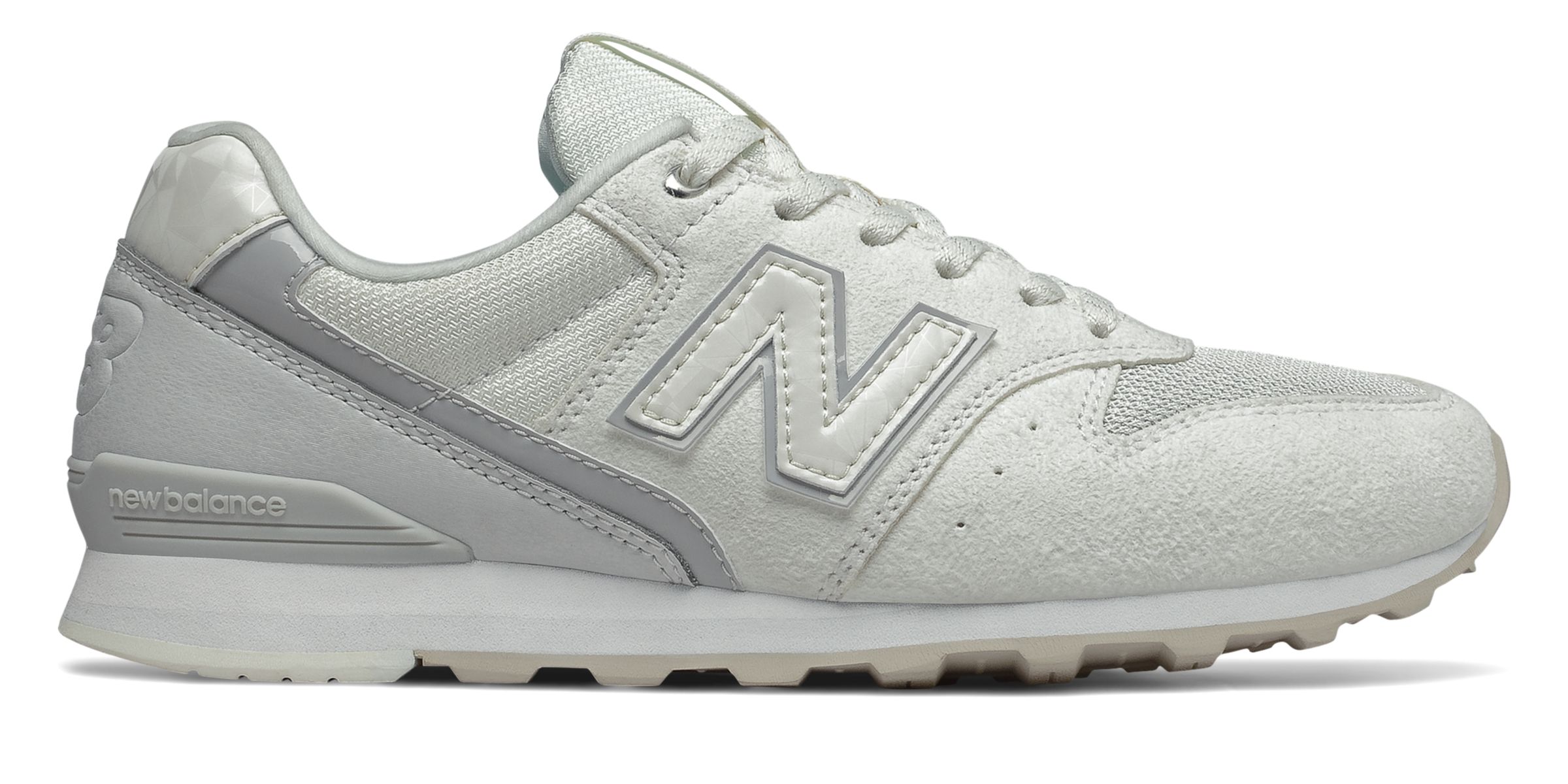 new balance 996 white