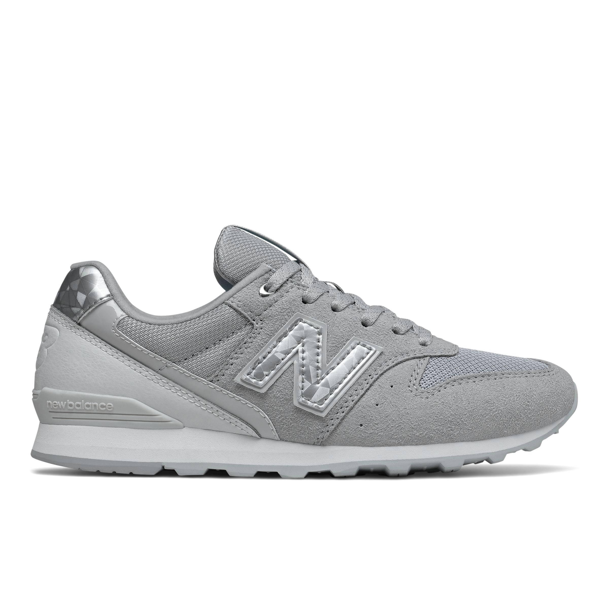 new balance 996 offerta