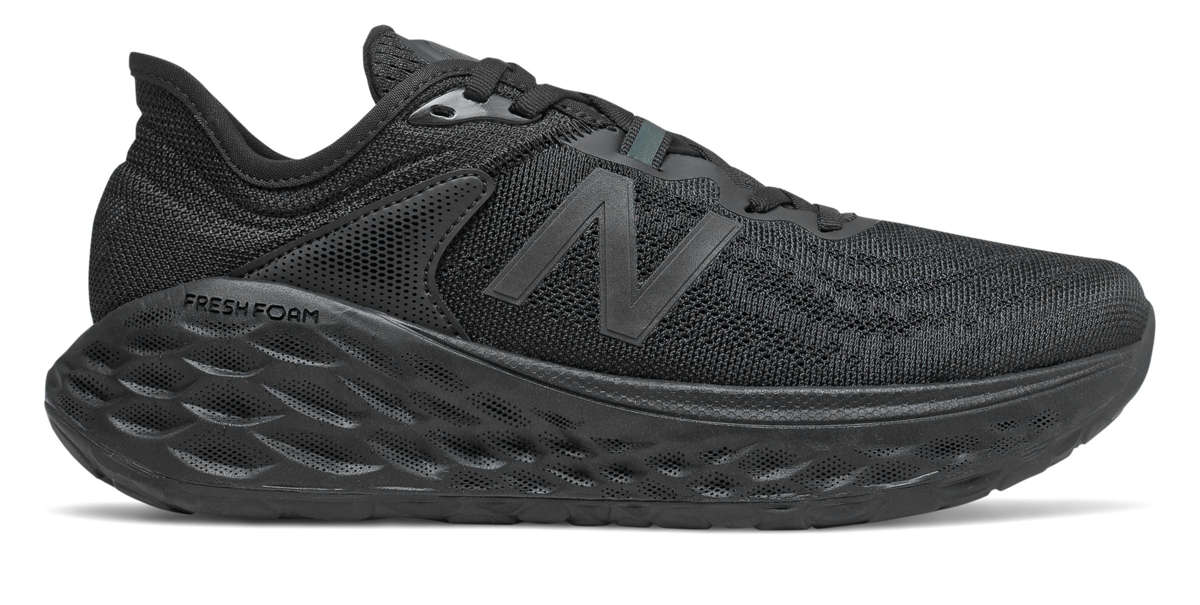 new balance sports shoes