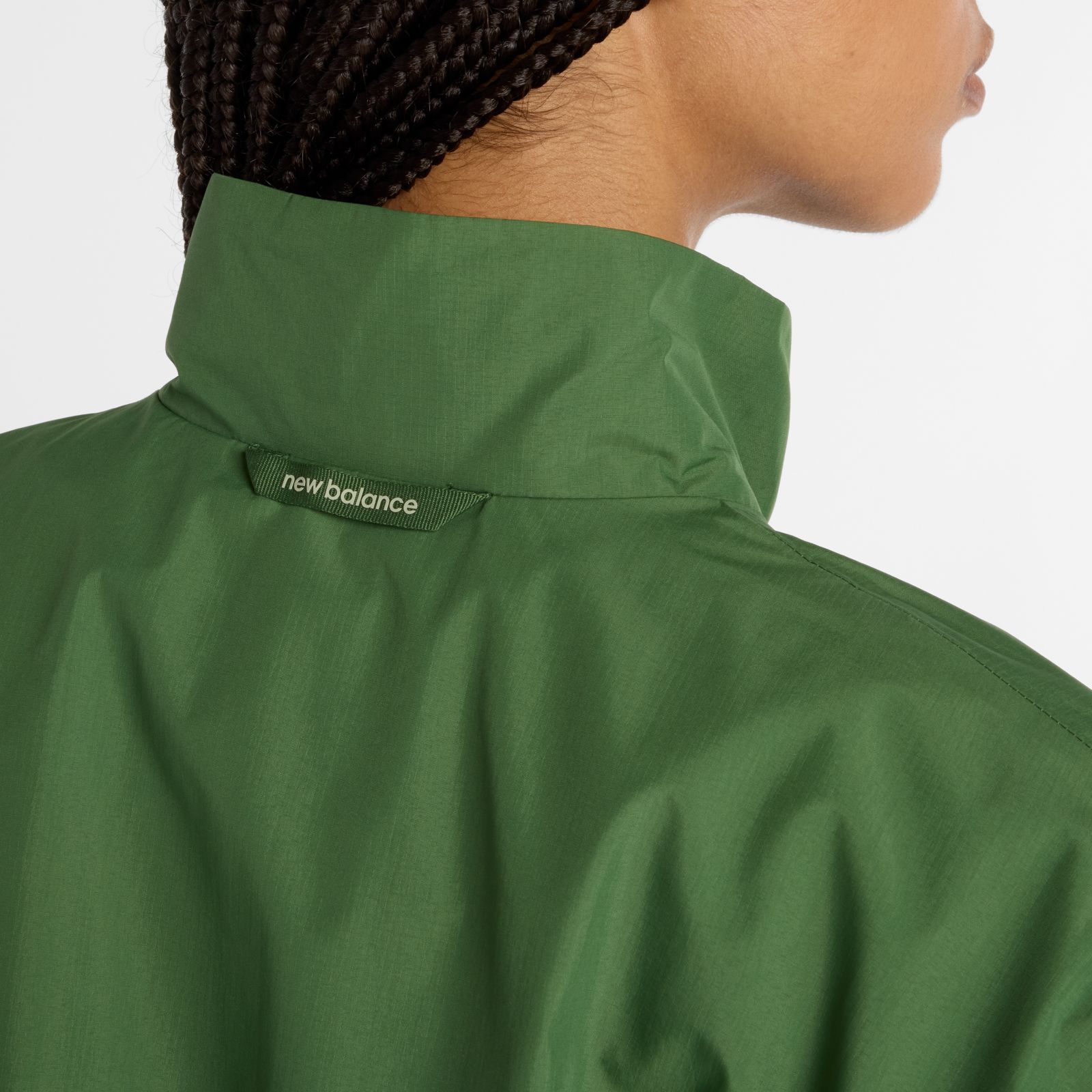 Женские куртки New Balance RC Waterproof Jacket — фото 8