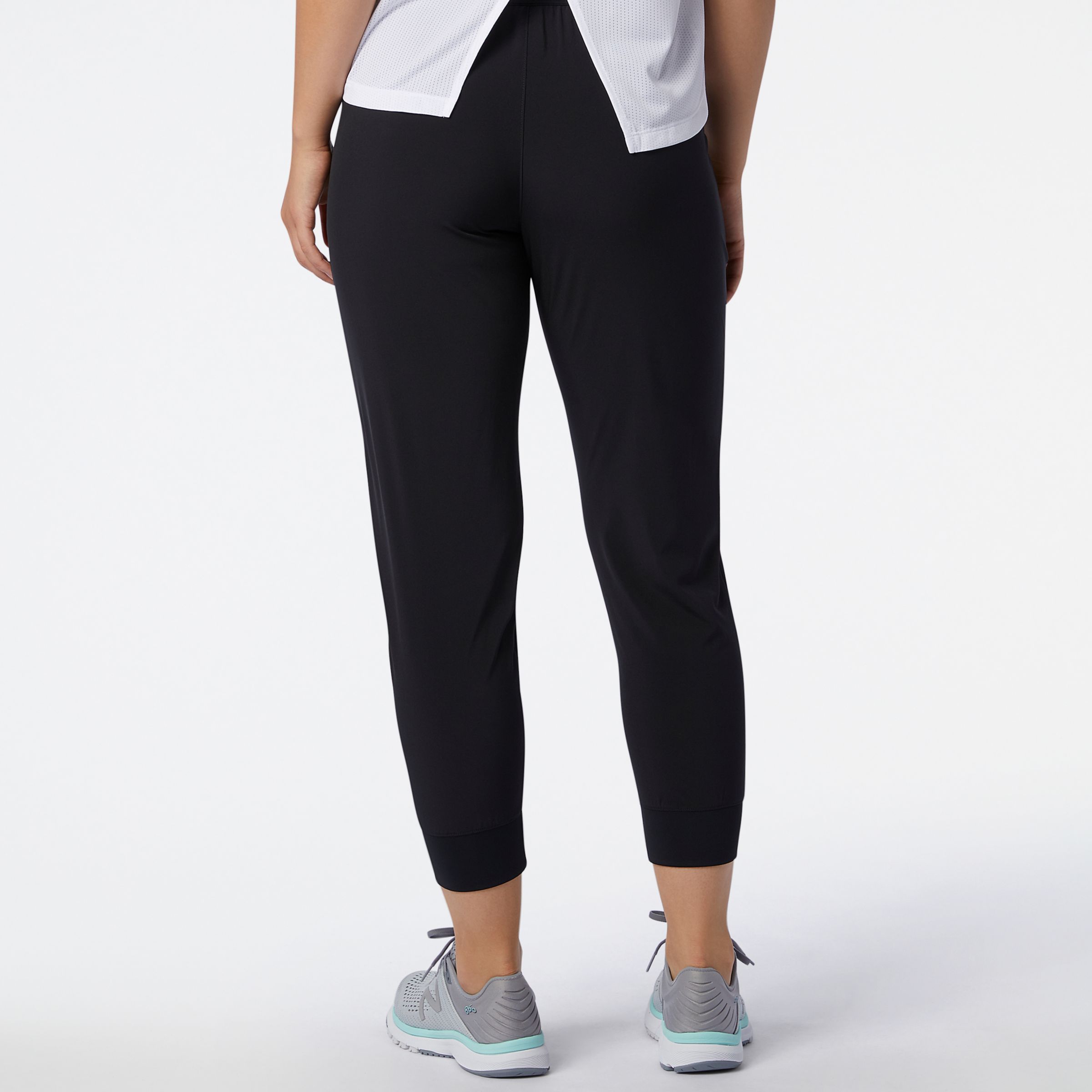 new balance accelerate pants