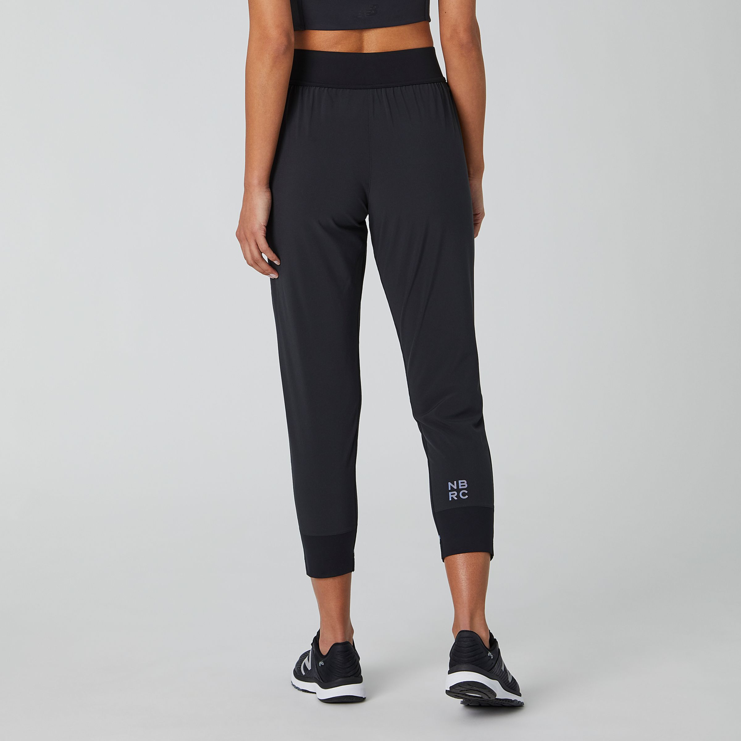 new balance men's q speed run crew short