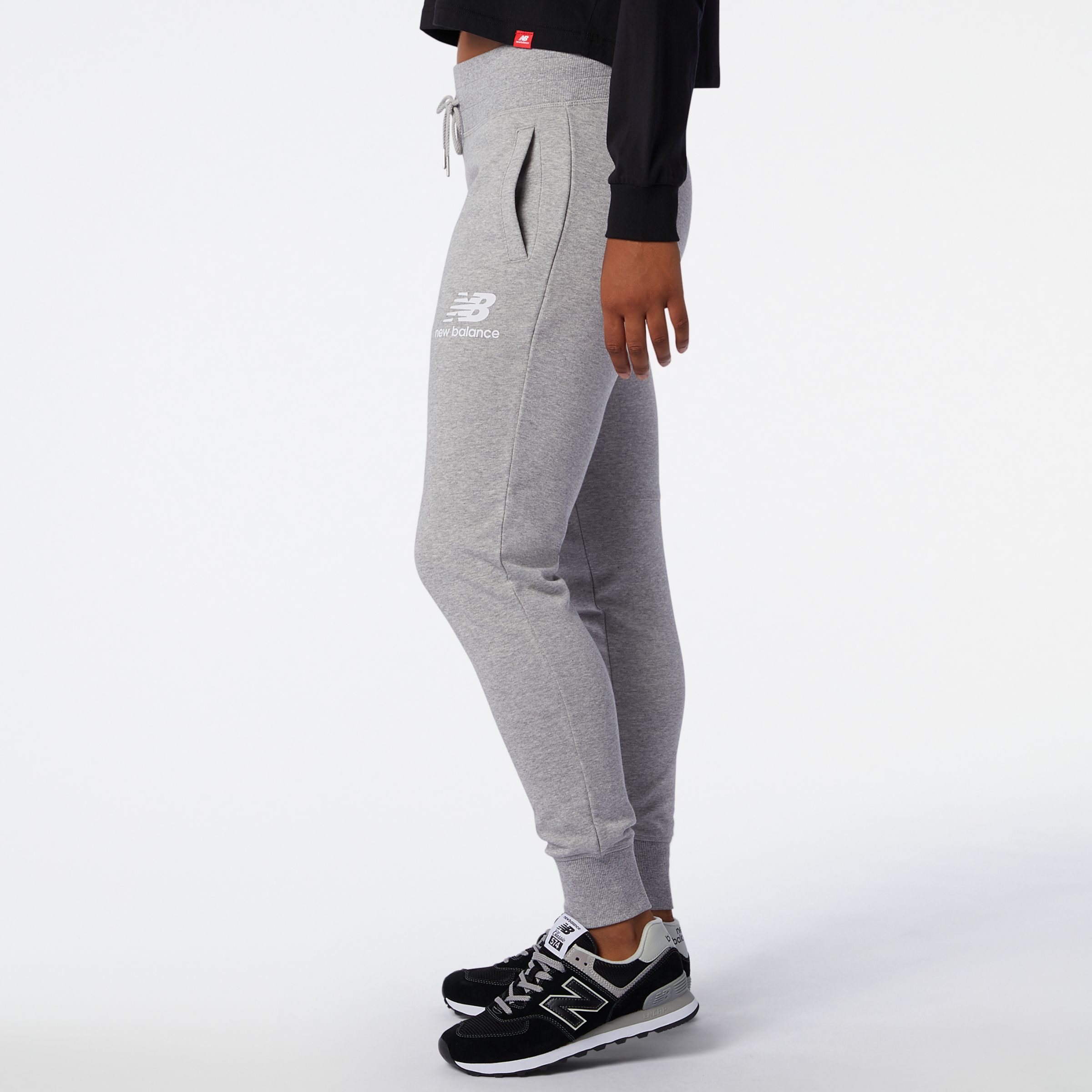 grey new balance sweatpants