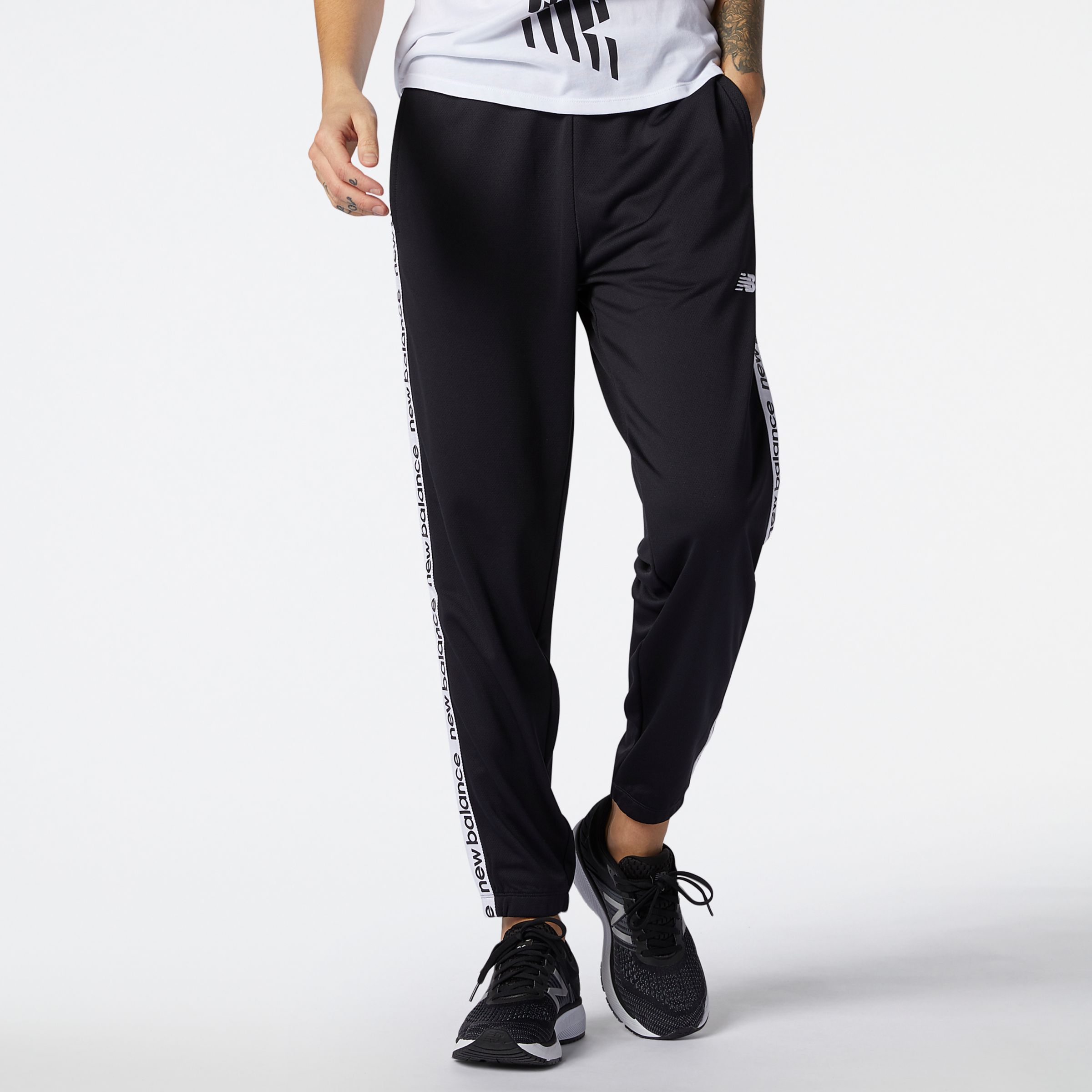 jogger pants new balance