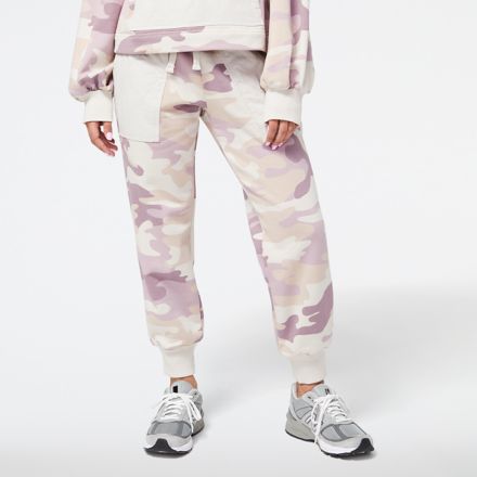 New Balance SPODNIE SMALL PACK SWEATPANTS WP23600AG  Women \ Women's  clothing \ Pants Brands \ #Marki - 4 \ New Balance