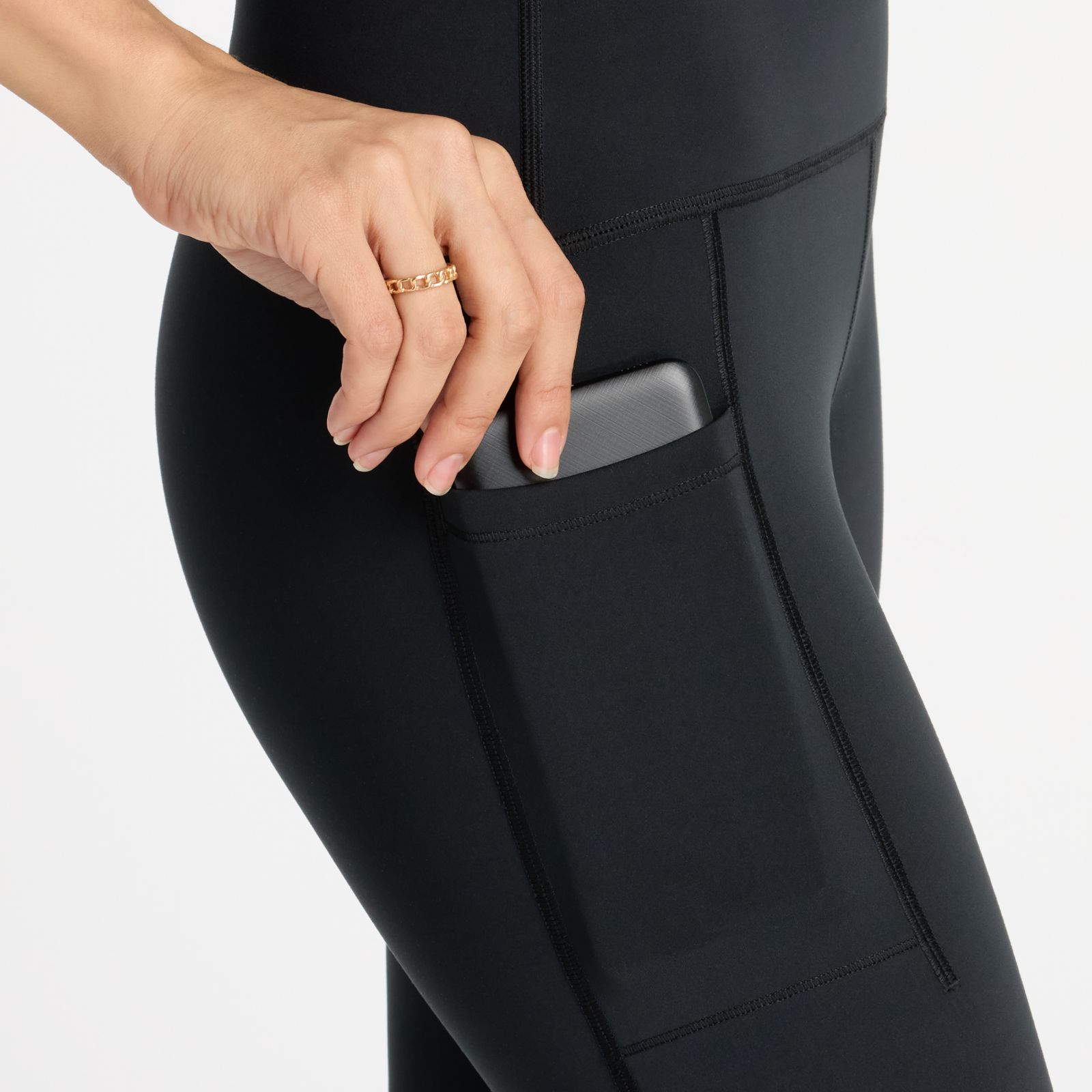 Женские брюки New Balance NB Sleek Pocket High Rise Legging 23" — фото 6