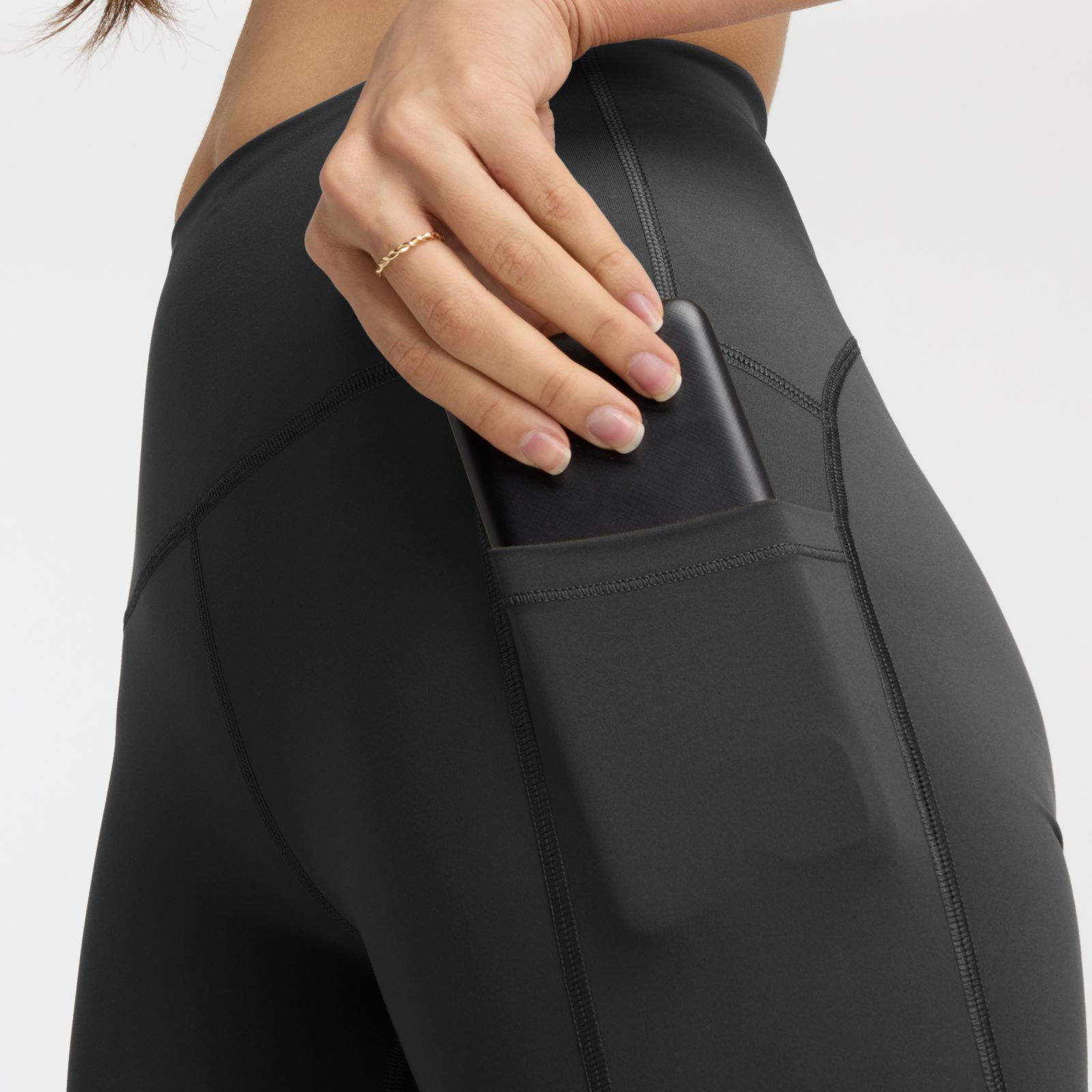 Женские брюки New Balance RC Pocket High Rise Legging 27" — фото 5