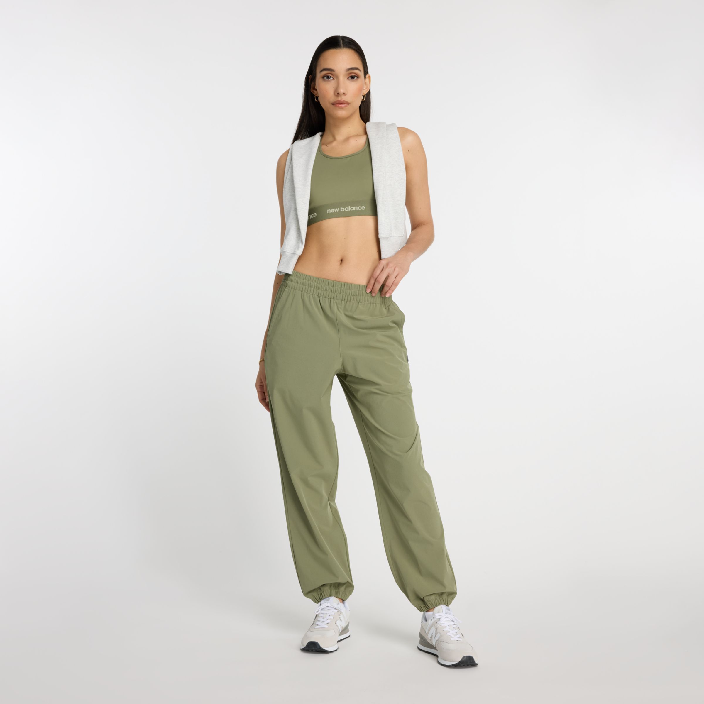 

New Balance Women's Athletics Stretch Woven Jogger Green - Green