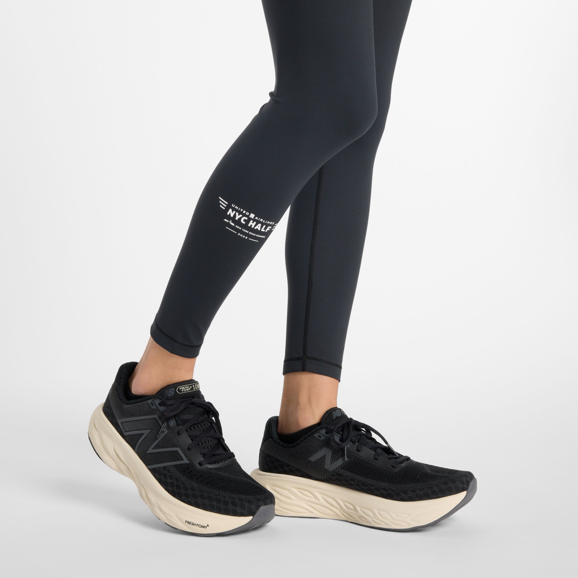 United Airlines NYC Half NB Sleek Pocket Legging