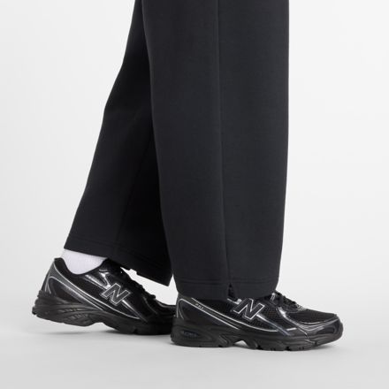 Linear Heritage Fleece Barrel Leg Pant