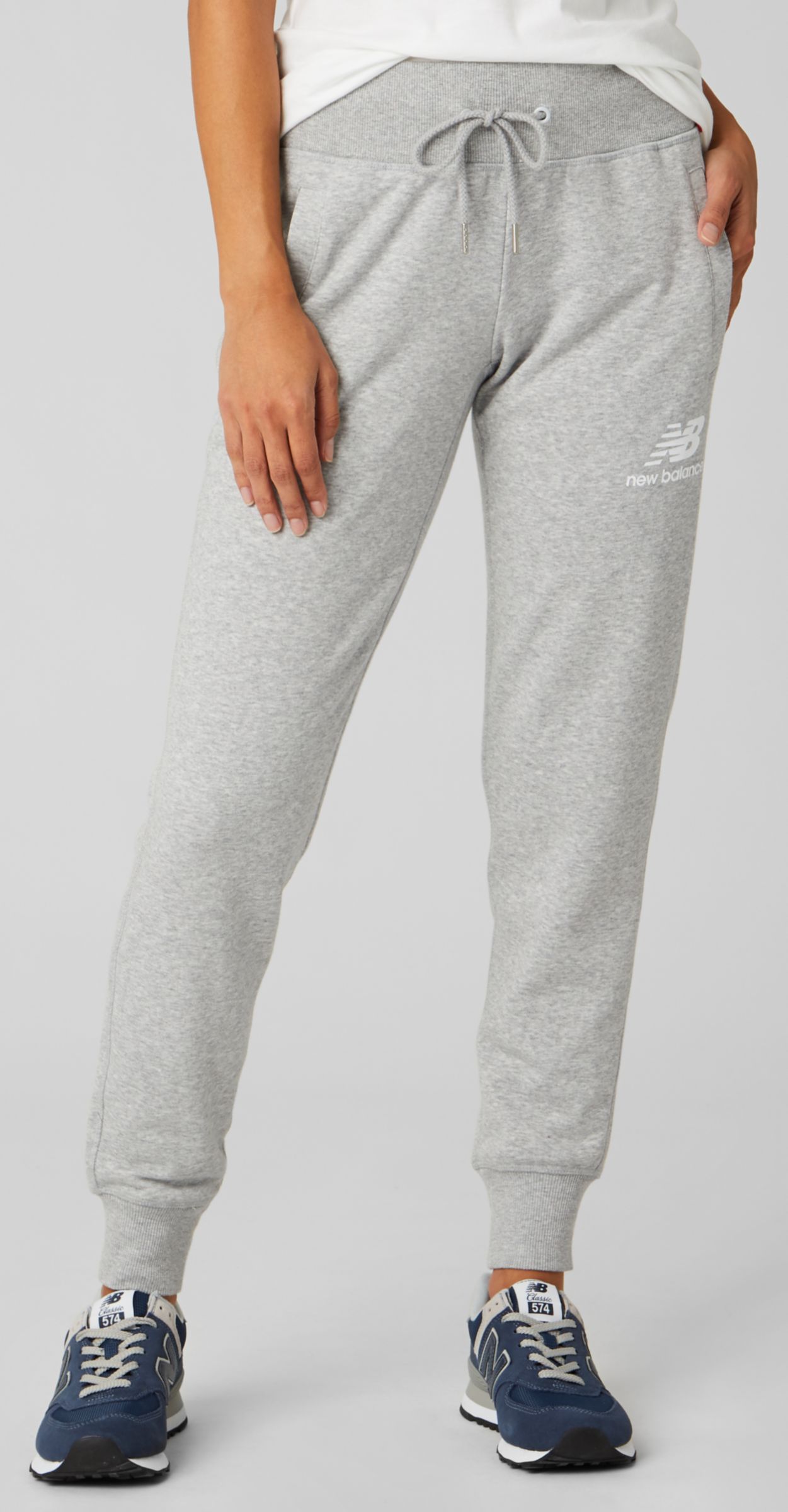 new balance essentials sweatpant