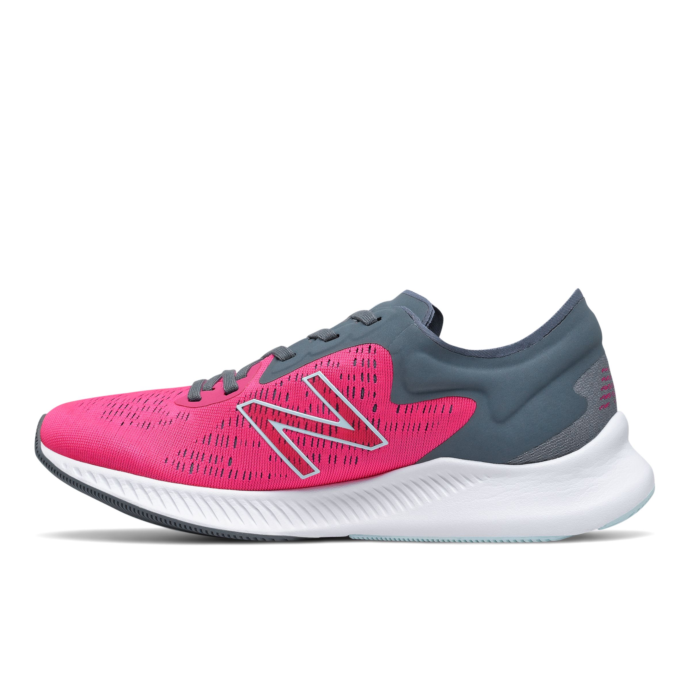 new balance women's dynasoft pesu v1 running shoe