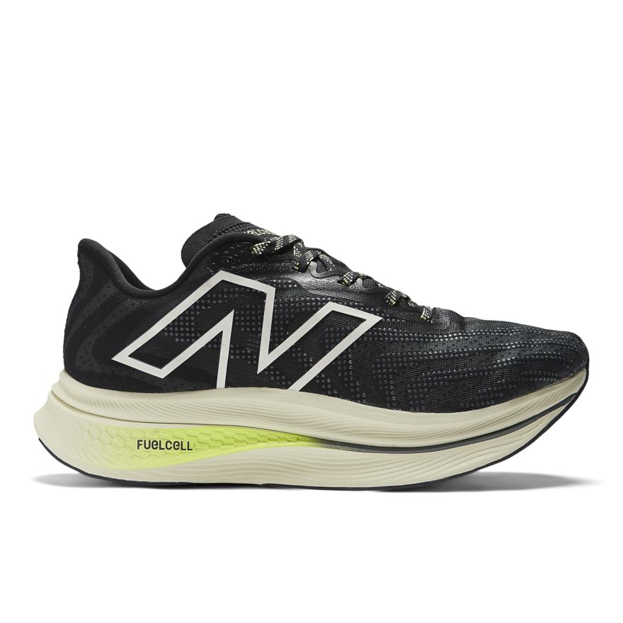 뉴발란스 Newbalance Women's FuelCell SuperComp Trainer v2,Black with Thirty Watt