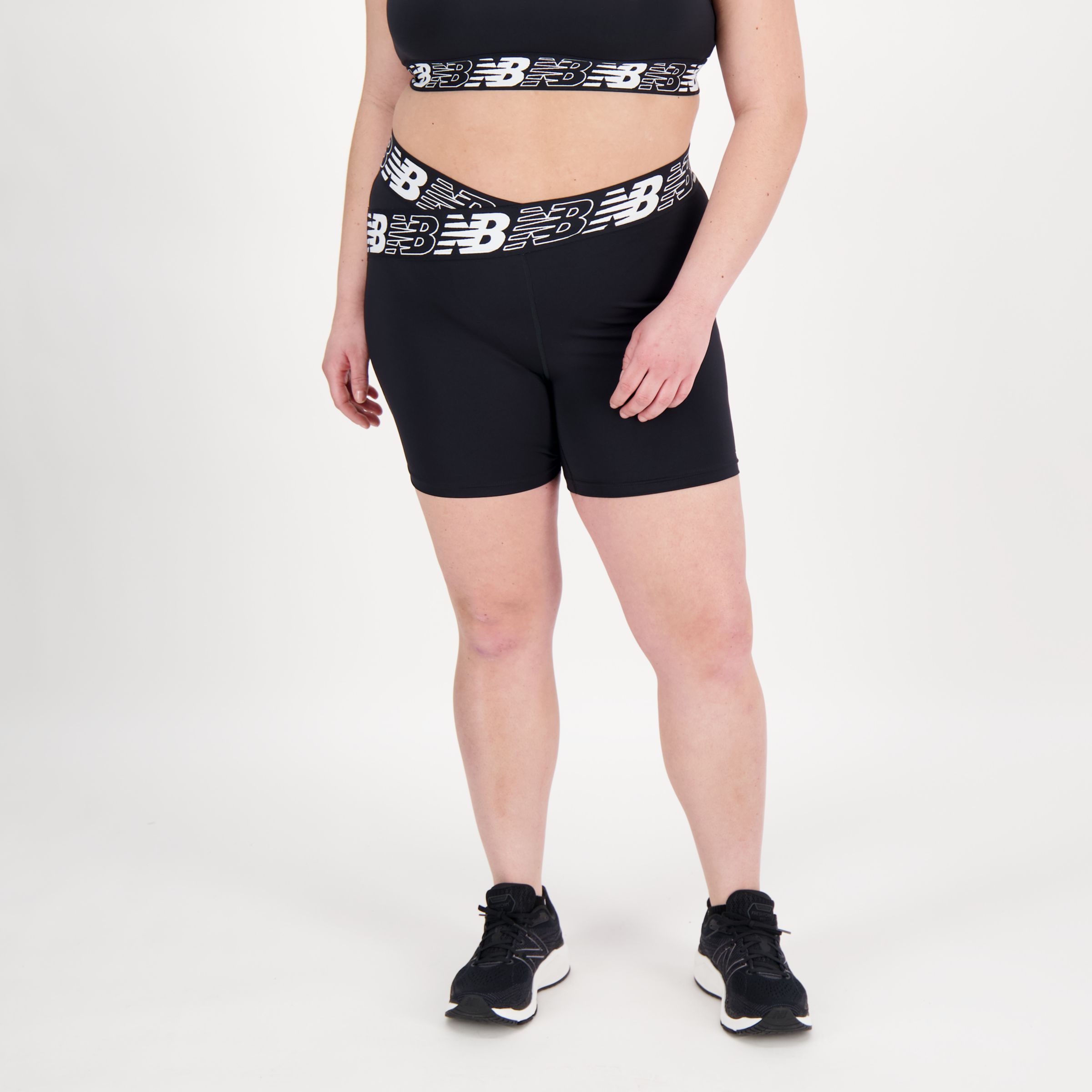 Women's Relentless Fitted Short Apparel - New Balance