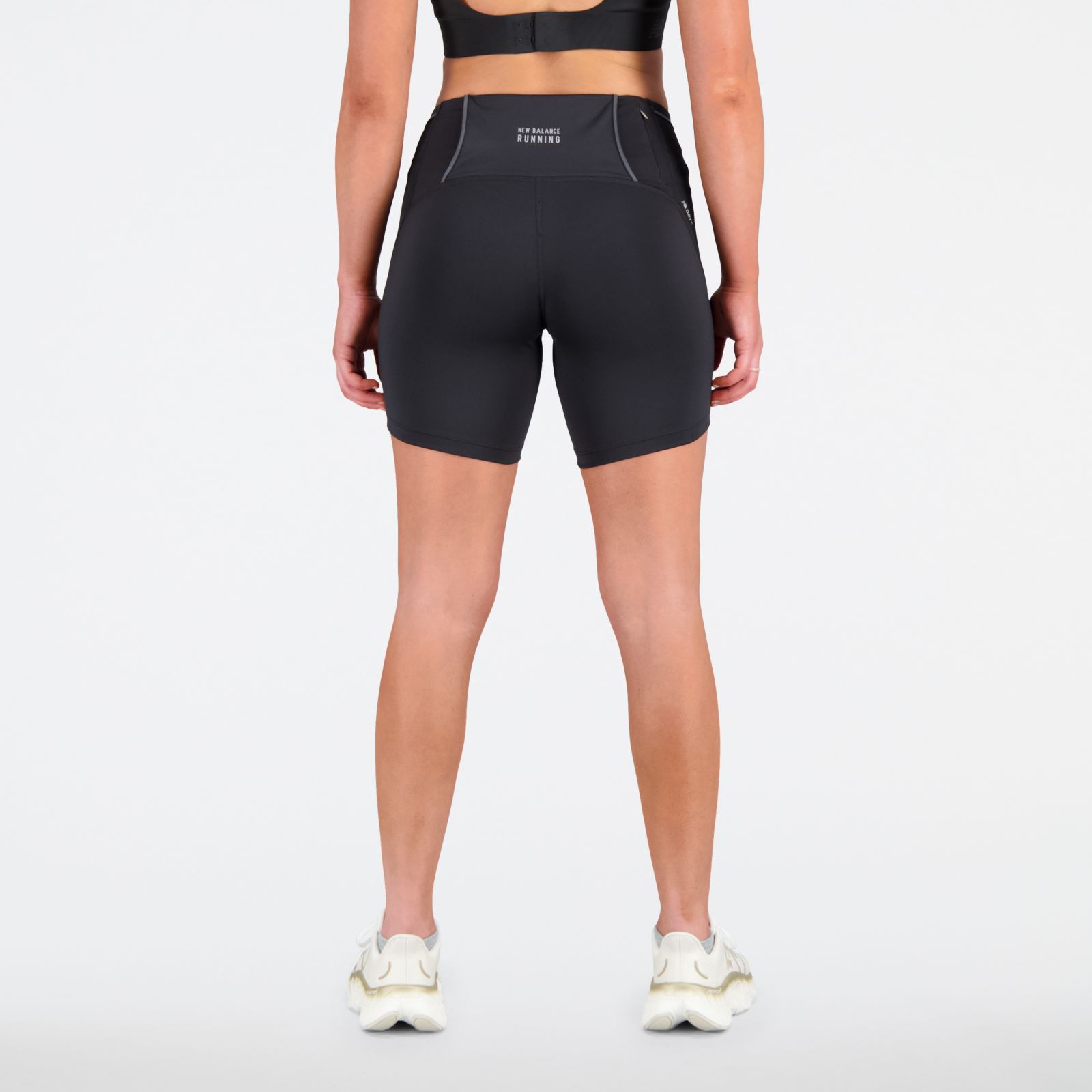Женские брюки New Balance Impact Run Fitted Short — фото 3