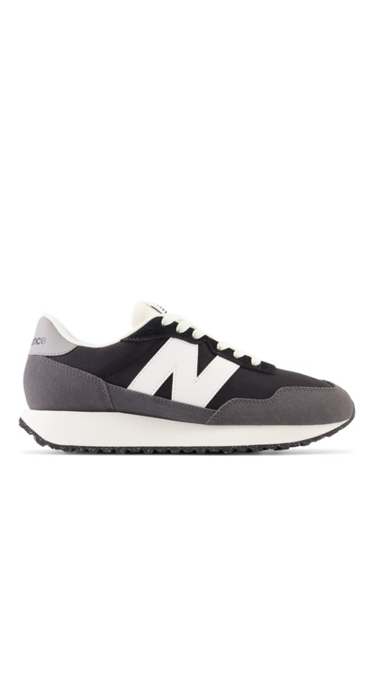 New Balance 237 in Black With Magnet With White