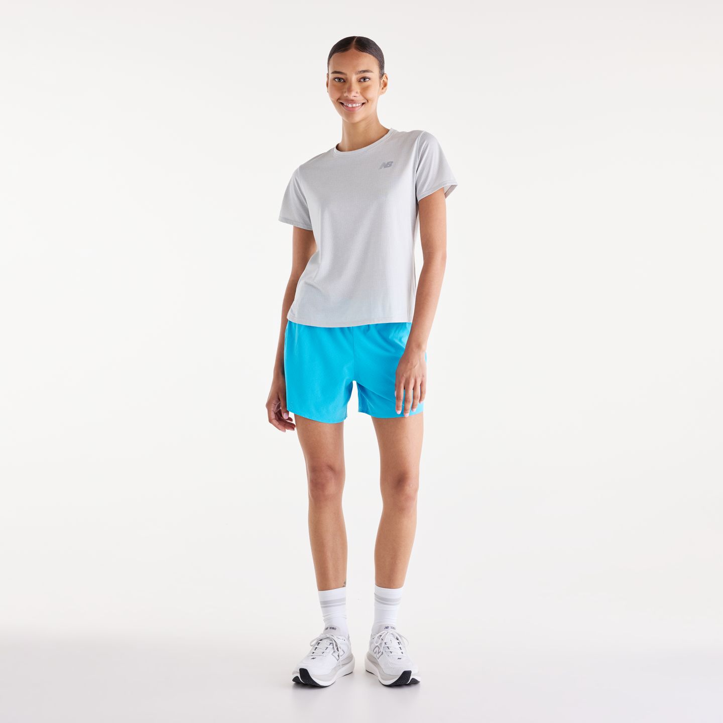Женские шорты New Balance RC Short 5", цвет: Altitude — фото 2