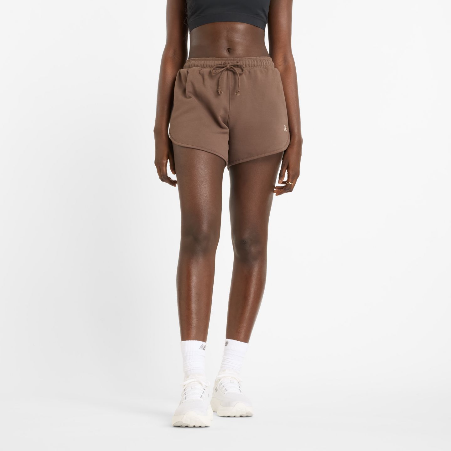 Женские шорты New Balance NB French Terry Short, цвет: Тёмный серо-бежевый — фото 1