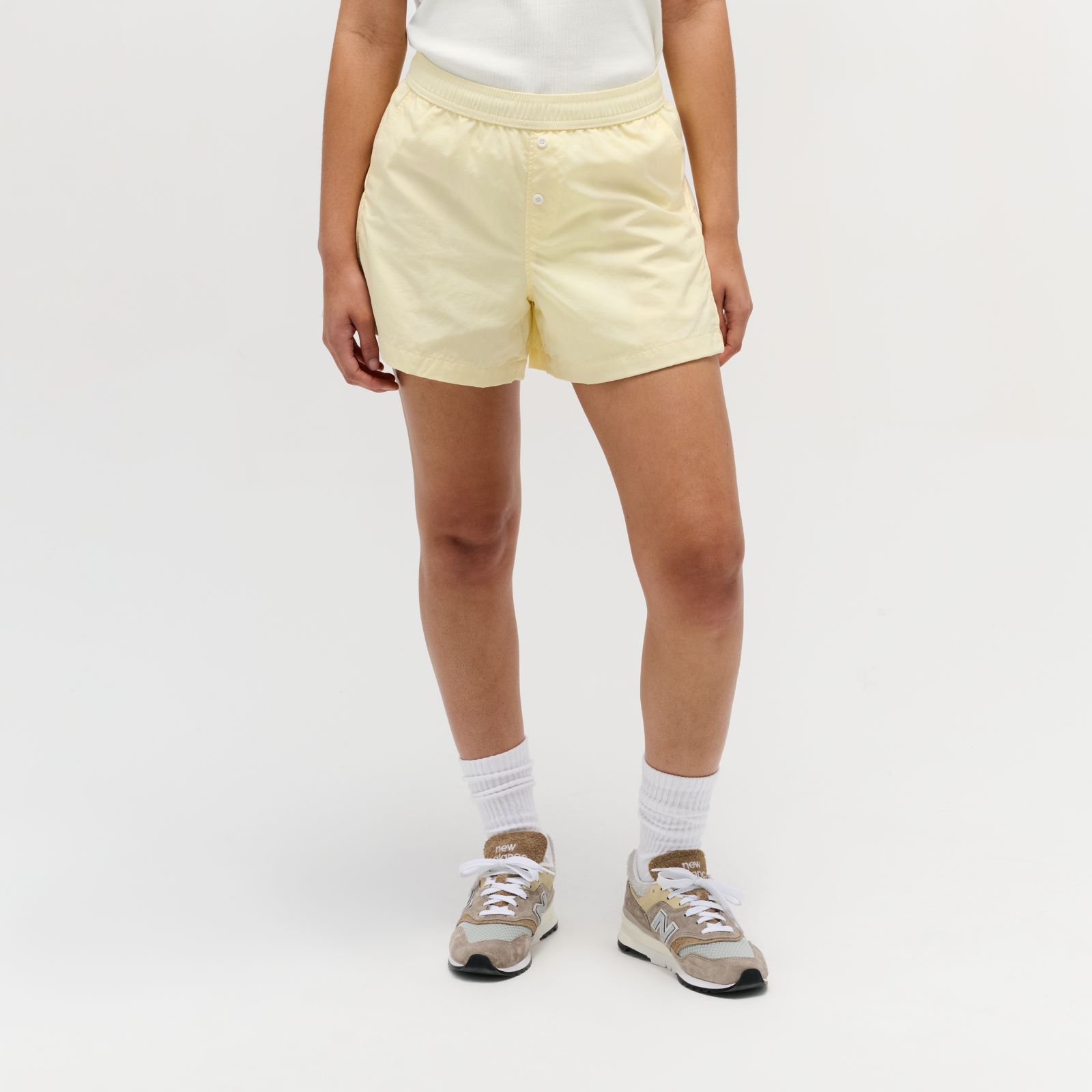 Женские брюки New Balance Made in USA Cotton Nylon Short — фото 2