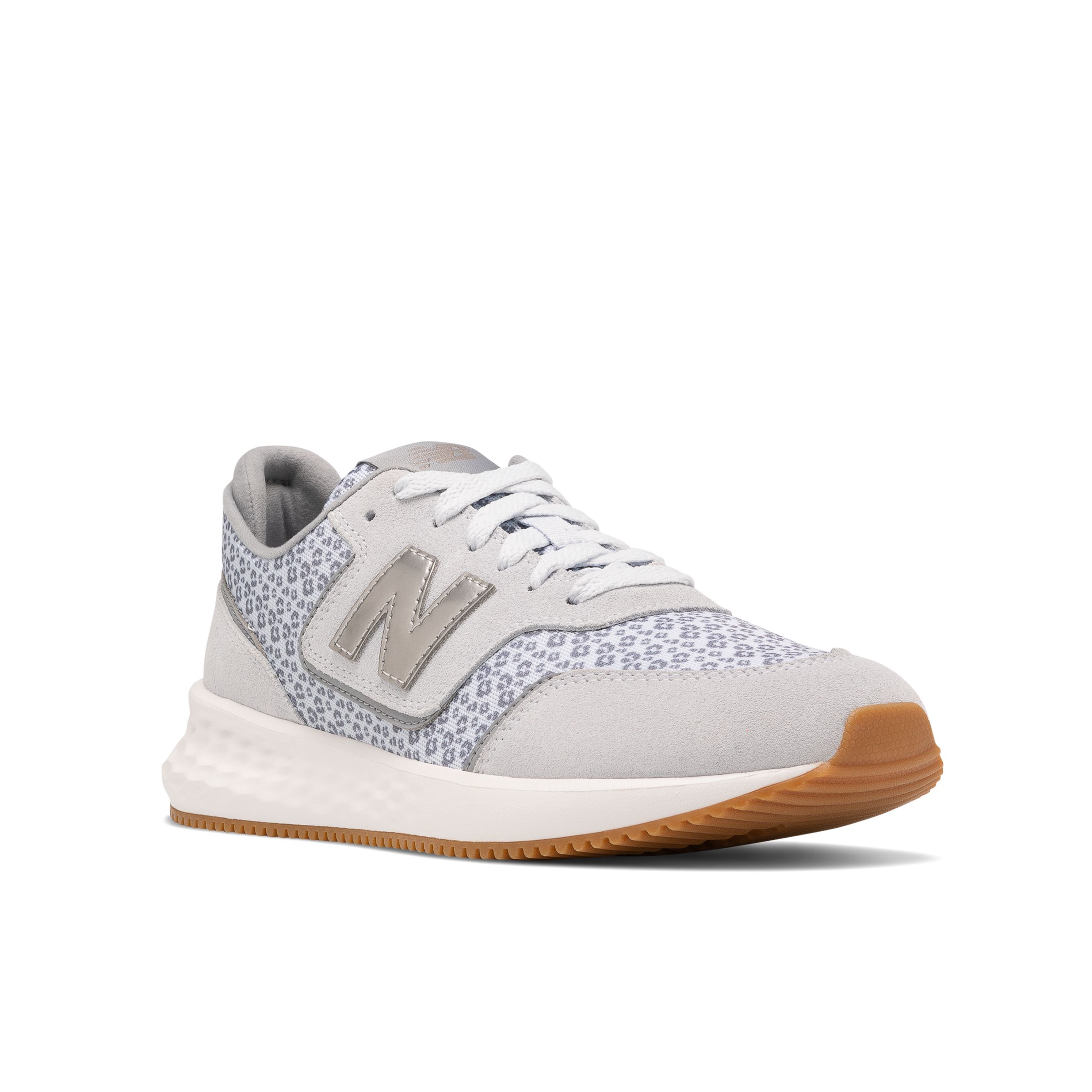 x70 new balance womens