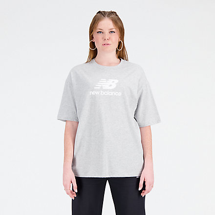 Camiseta Essentials Stacked Logo Cotton Oversized