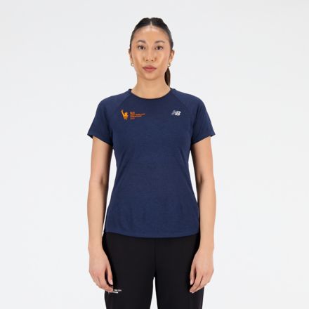 strand Literaire kunsten Afleiding Women's Tops: T-Shirts, Sweatshirts & Tanks - New Balance