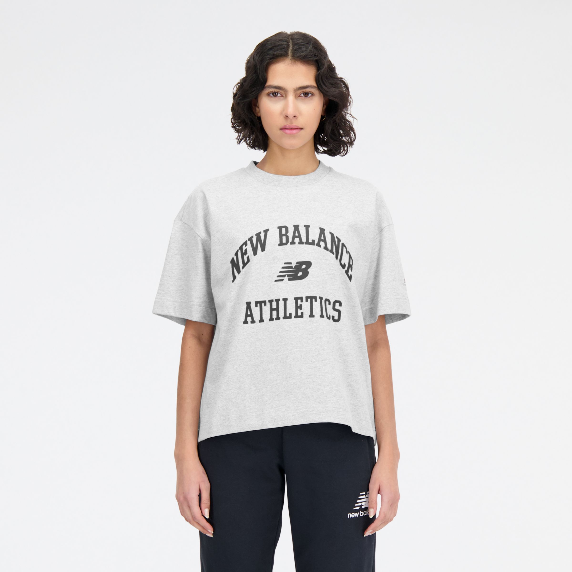 

New Balance Women's Athletics Varsity Boxy T-Shirt Grey - Grey