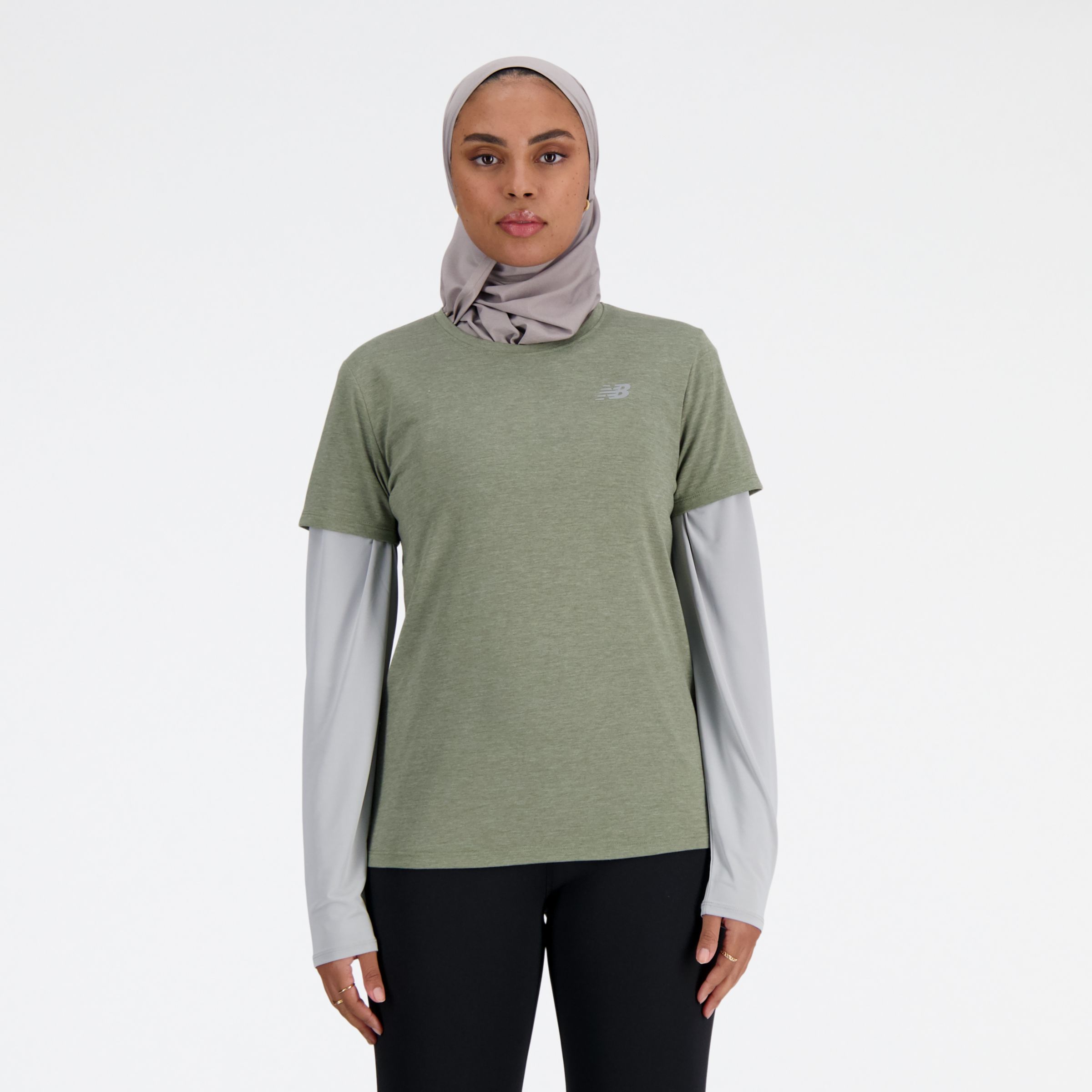 

New Balance Women's Sport Essentials Heathertech T-Shirt Green - Green