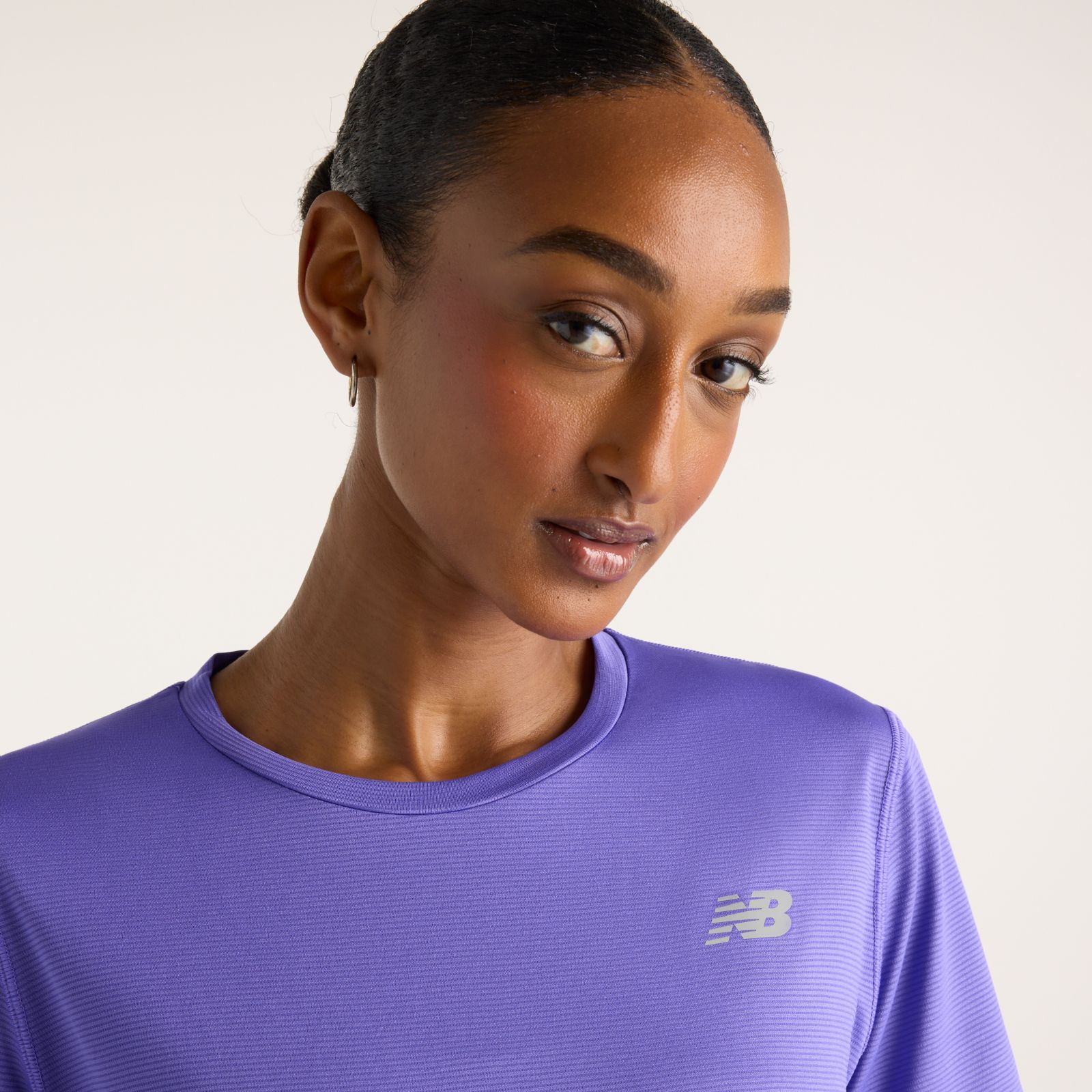 Женские футболки New Balance Sport Essential T-Shirt — фото 2