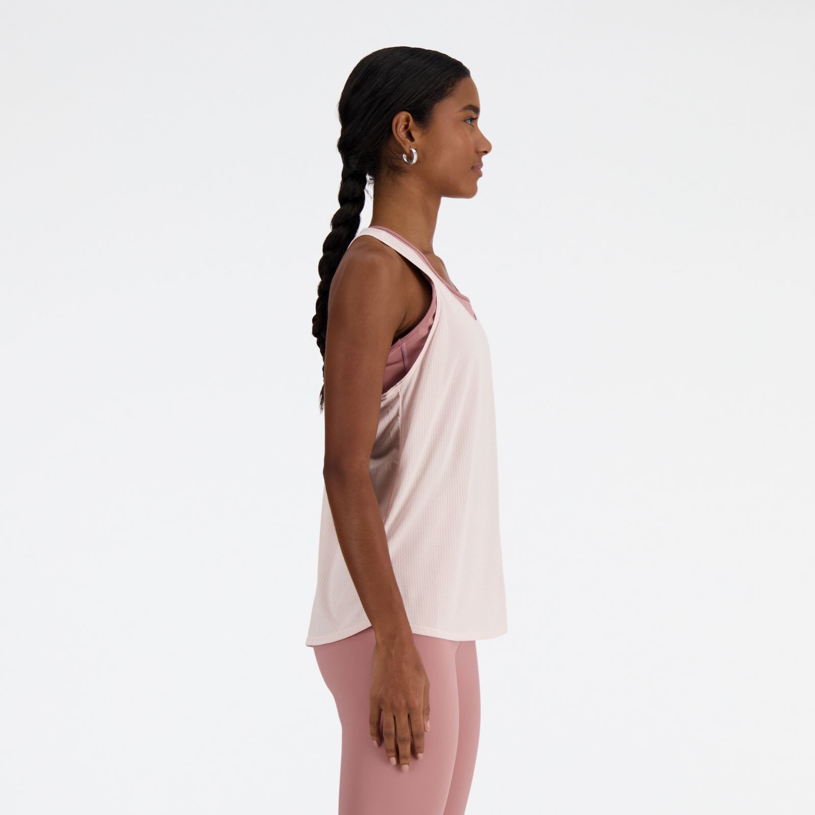 Женские футболки New Balance RC Essential Tank — фото 4