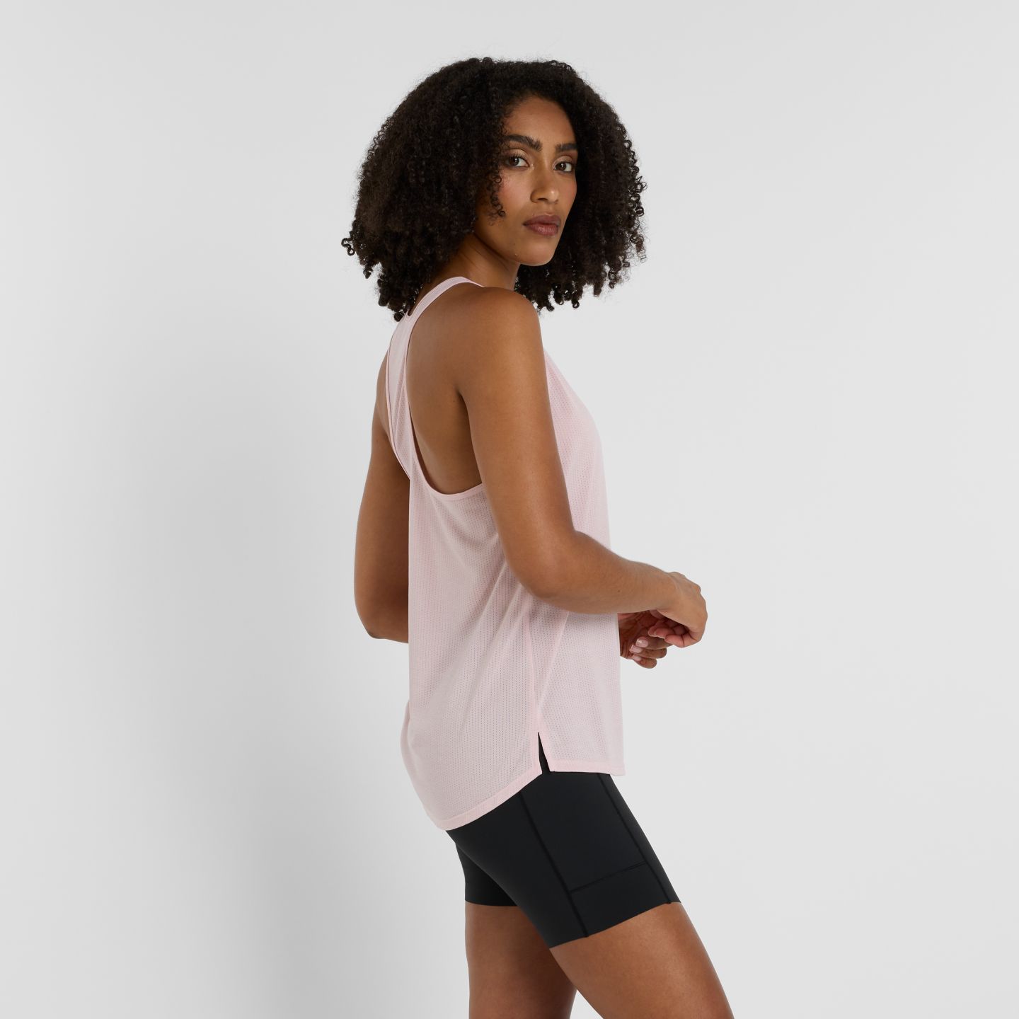 Женский топ New Balance RC Essential Tank, цвет: Розовый меланжевый — фото 4