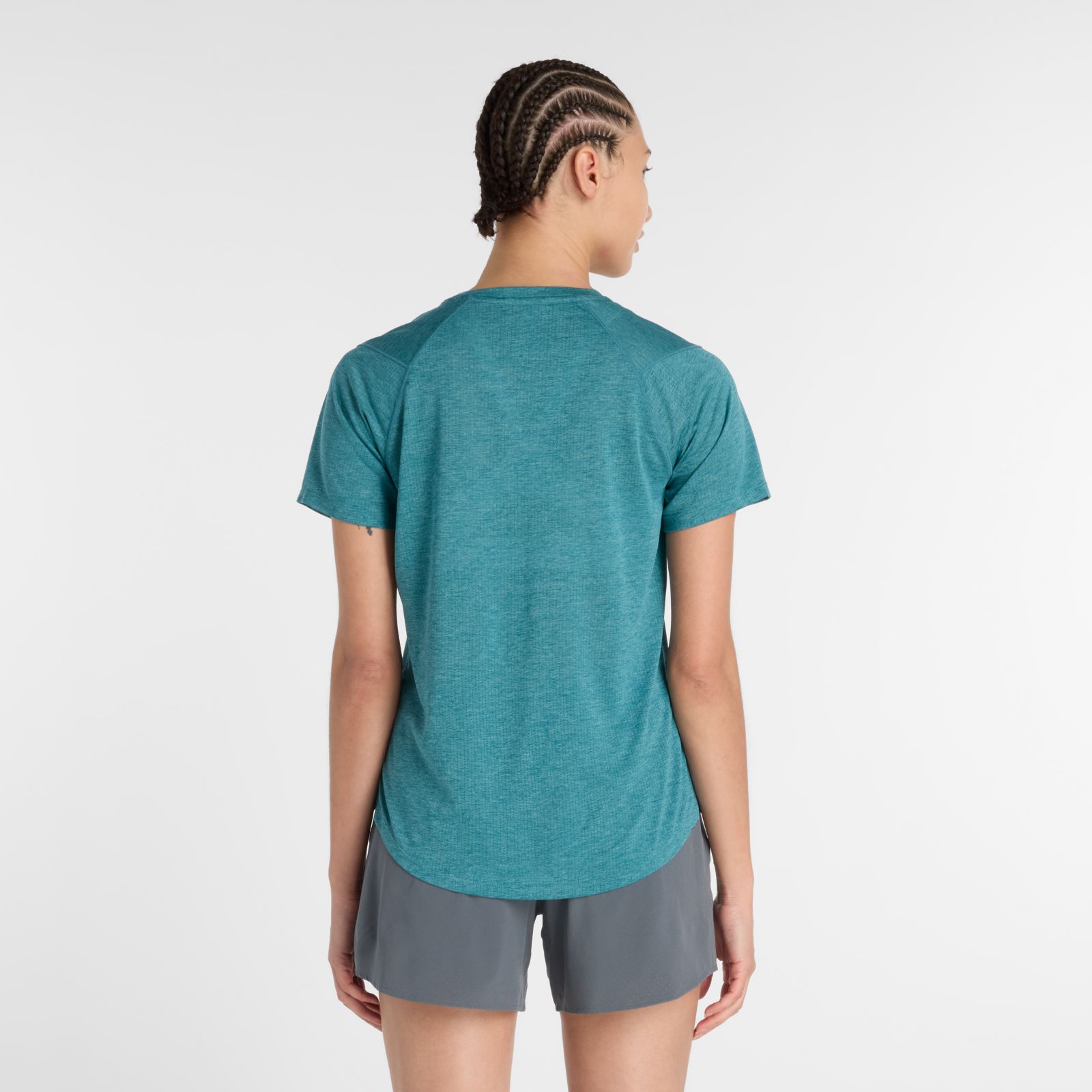 Женские футболки New Balance RC Essential T-Shirt — фото 4