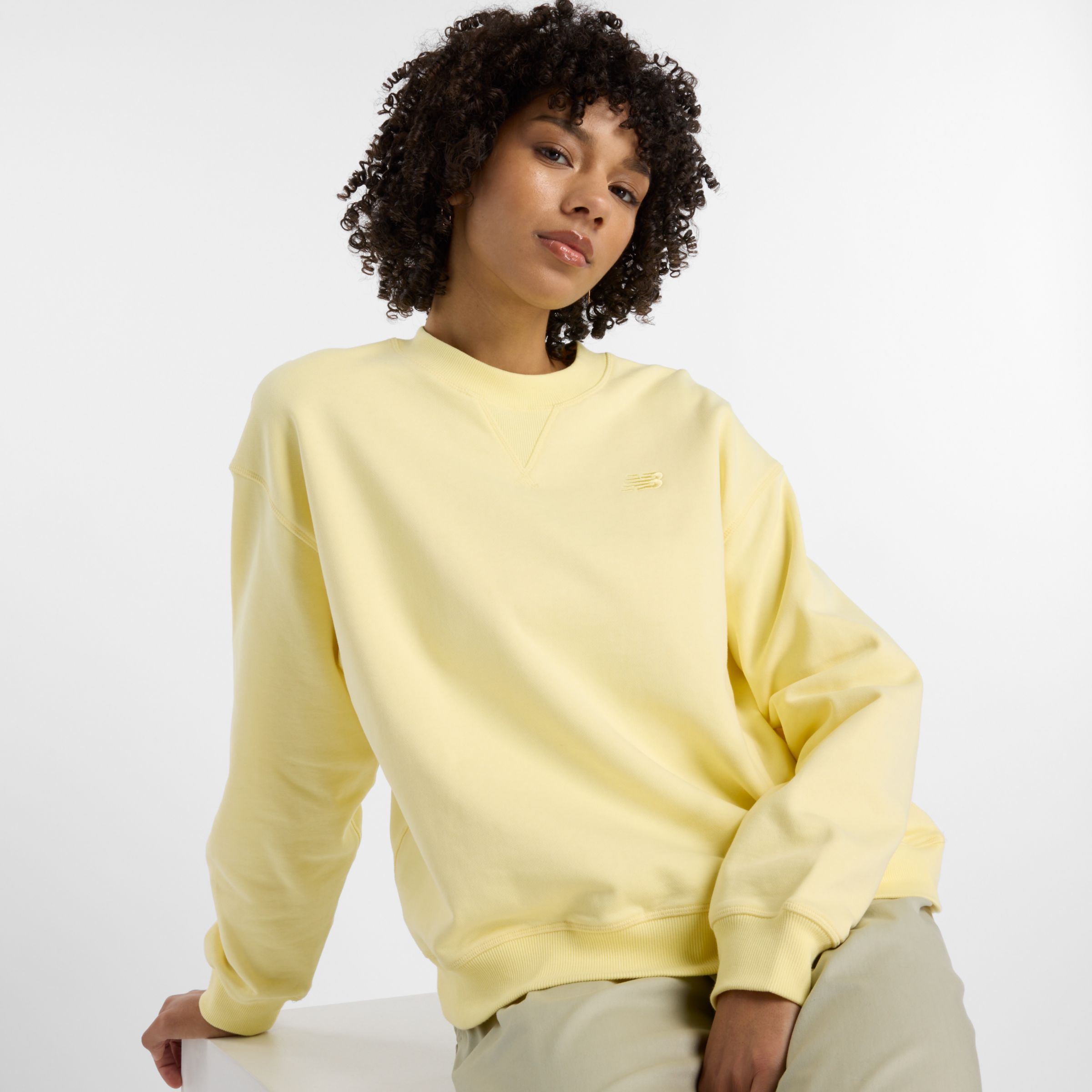 New Balance Femme Athletics French Terry Crew en Jaune, Coton Fleece, Taille L