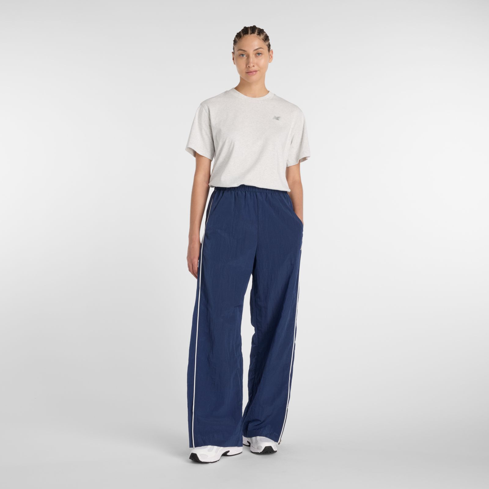 Женские футболки New Balance Athletics Jersey T-Shirt — фото 2