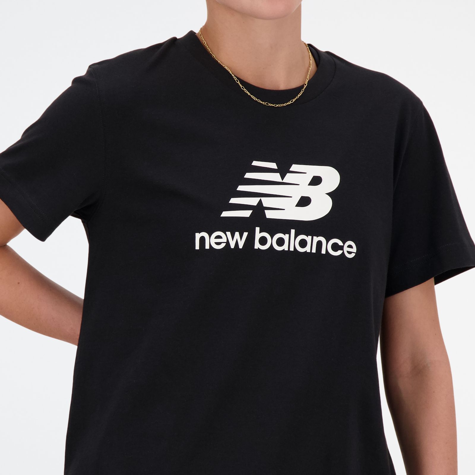 Женские футболки New Balance Sport Essentials Jersey Logo T-Shirt — фото 2